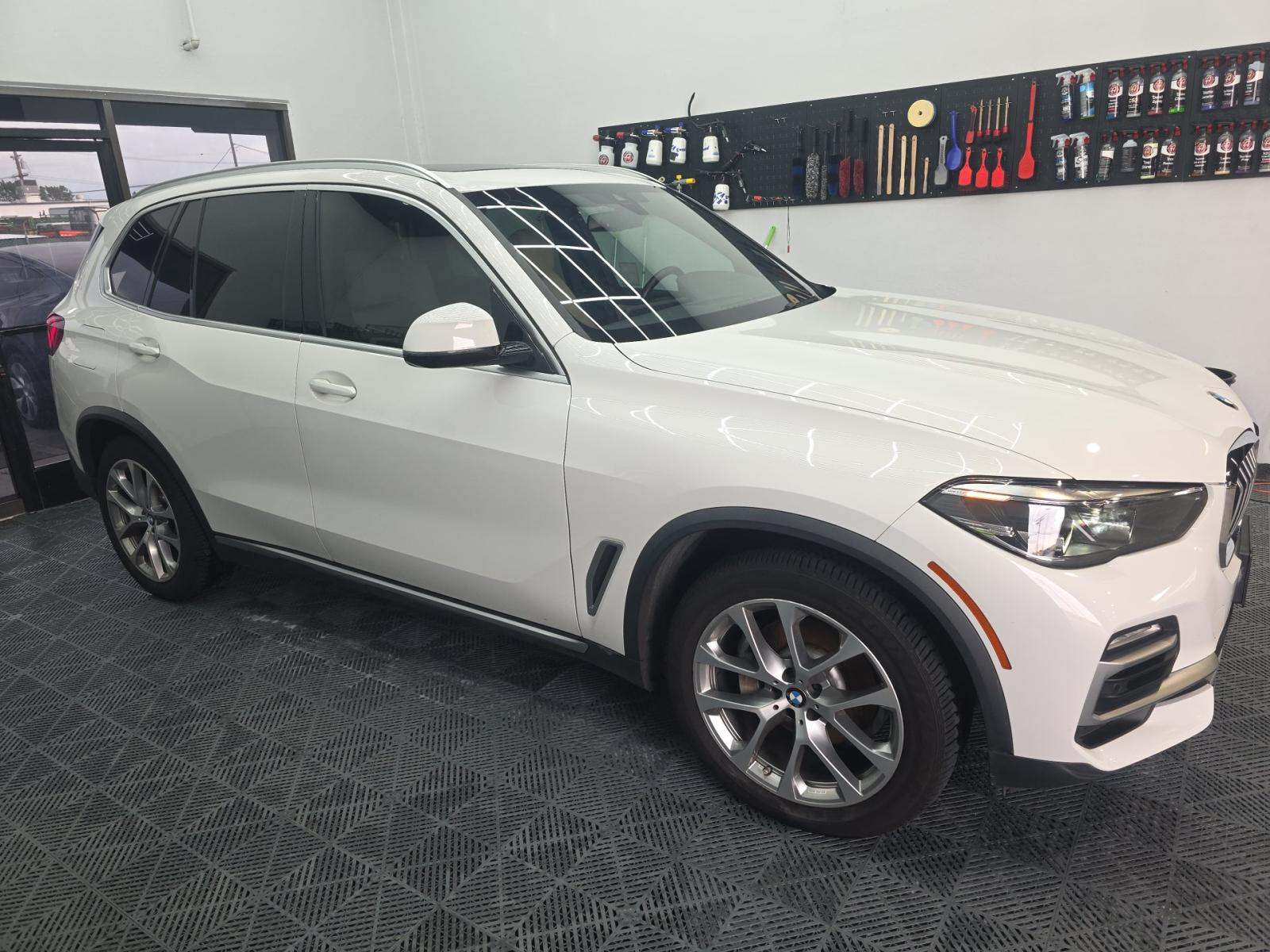 2021 BMW X5 sDrive40i RWD