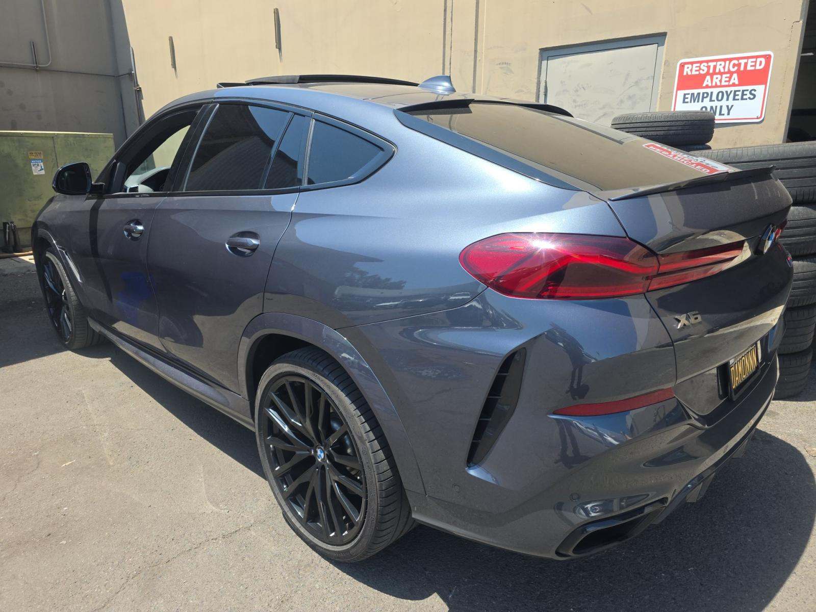 2021 BMW X6 M50i AWD