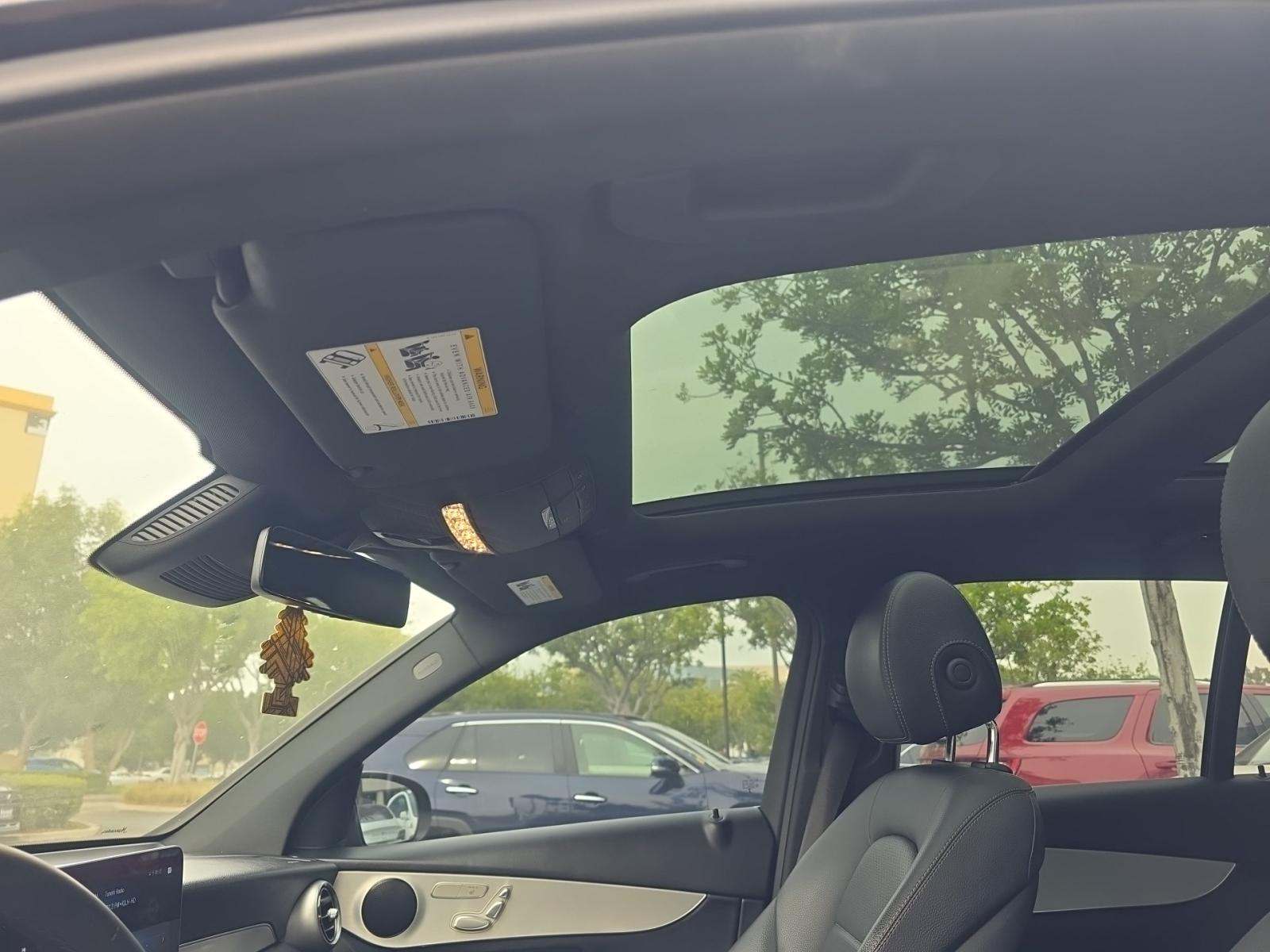 2022 Mercedes-Benz GLC GLC 300 RWD