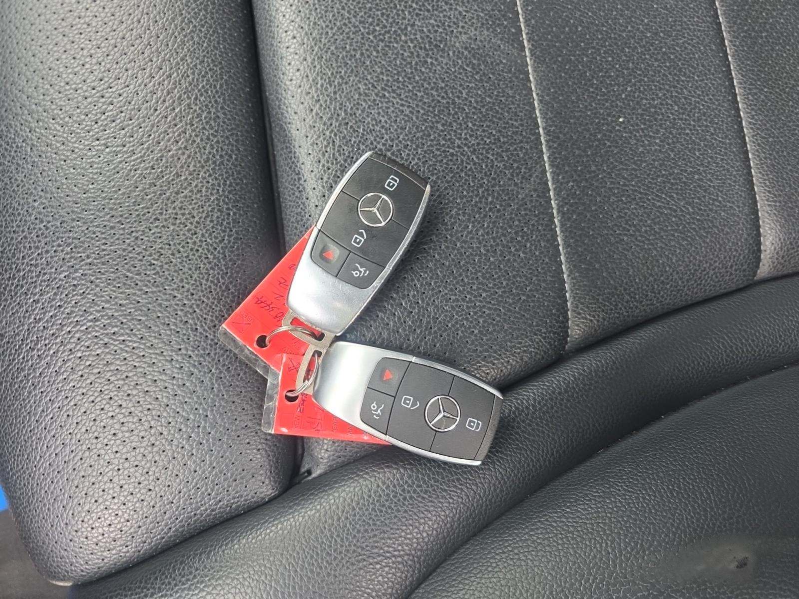 2022 Mercedes-Benz GLC GLC 300 RWD