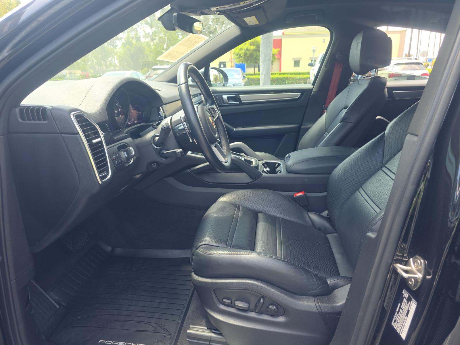 PORSCHE CAYENNE - 6