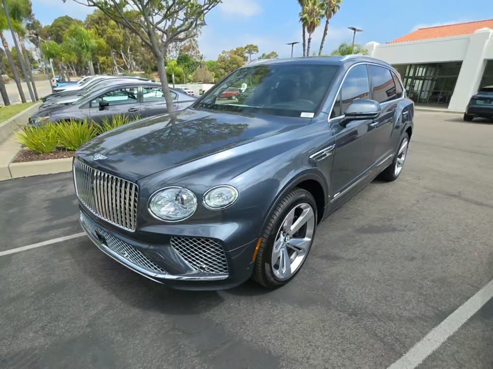 2025 Bentley Bentayga EWB Azure AWD