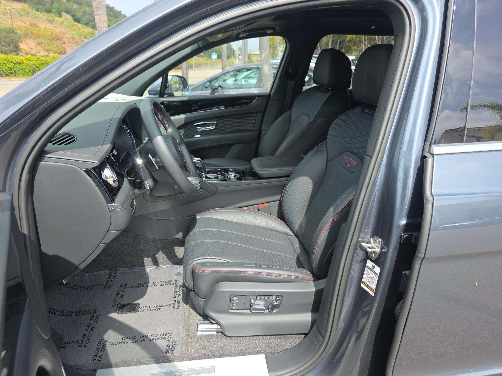 2025 Bentley Bentayga EWB Azure AWD