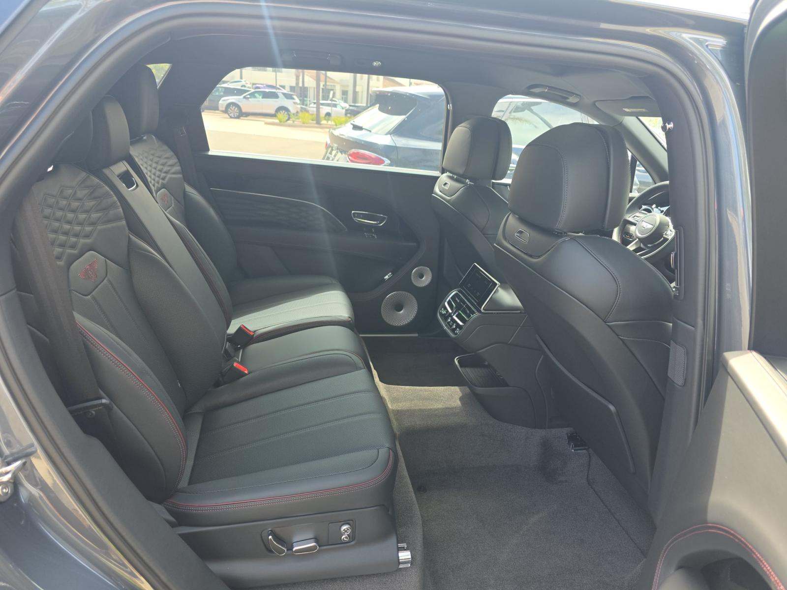2025 Bentley Bentayga EWB Azure AWD