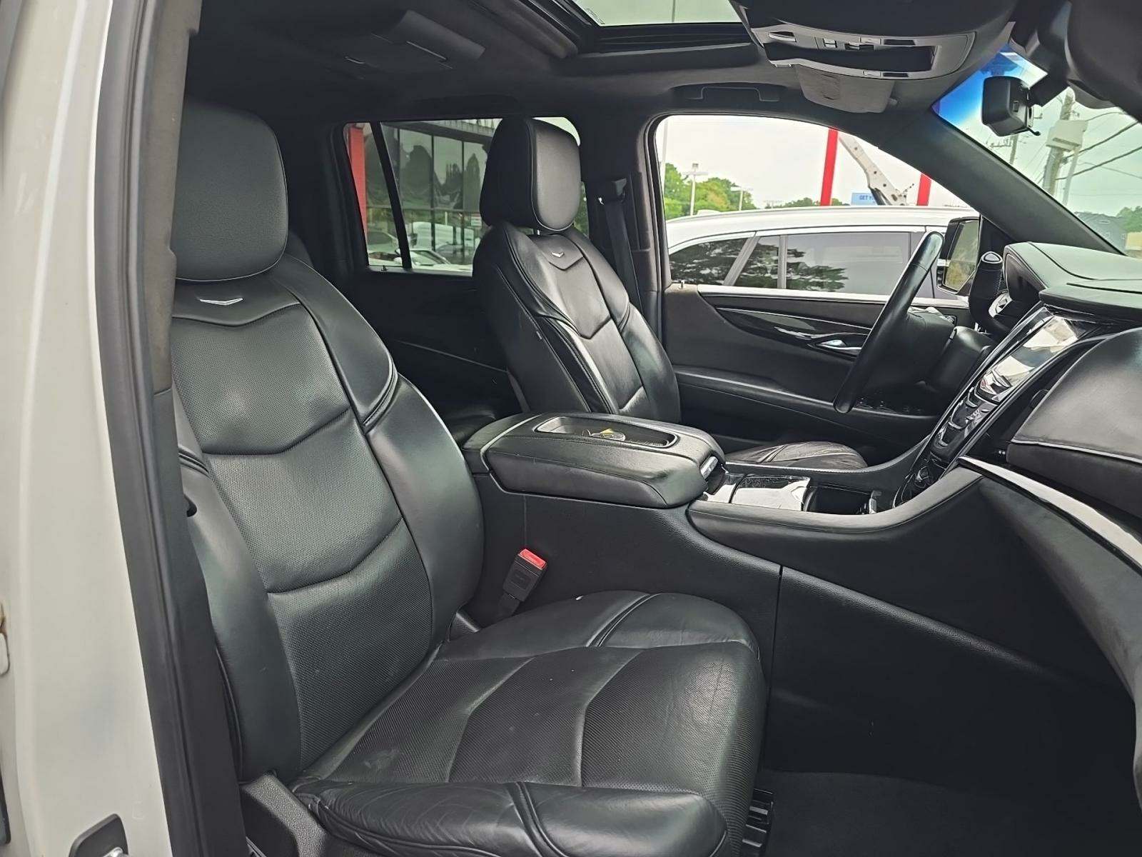 2018 Cadillac Escalade ESV Platinum AWD