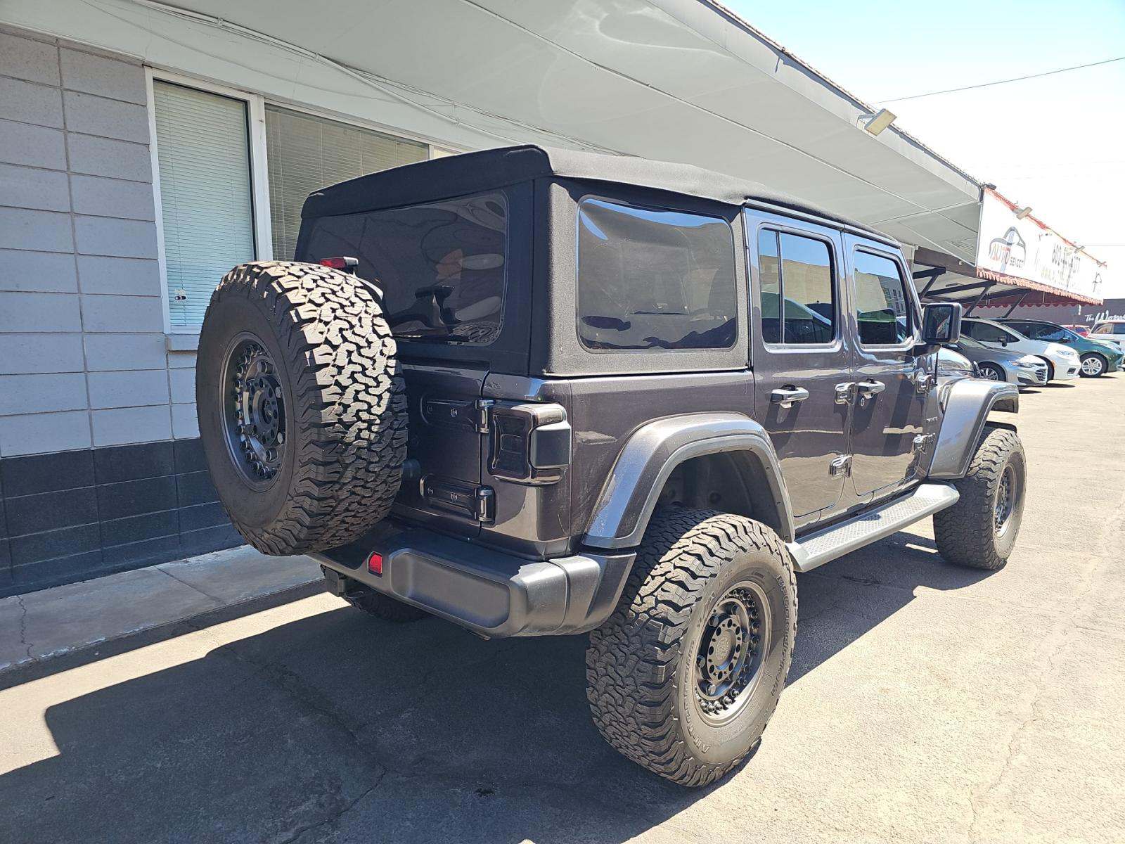 2021 Jeep Wrangler Unlimited Sahara AWD