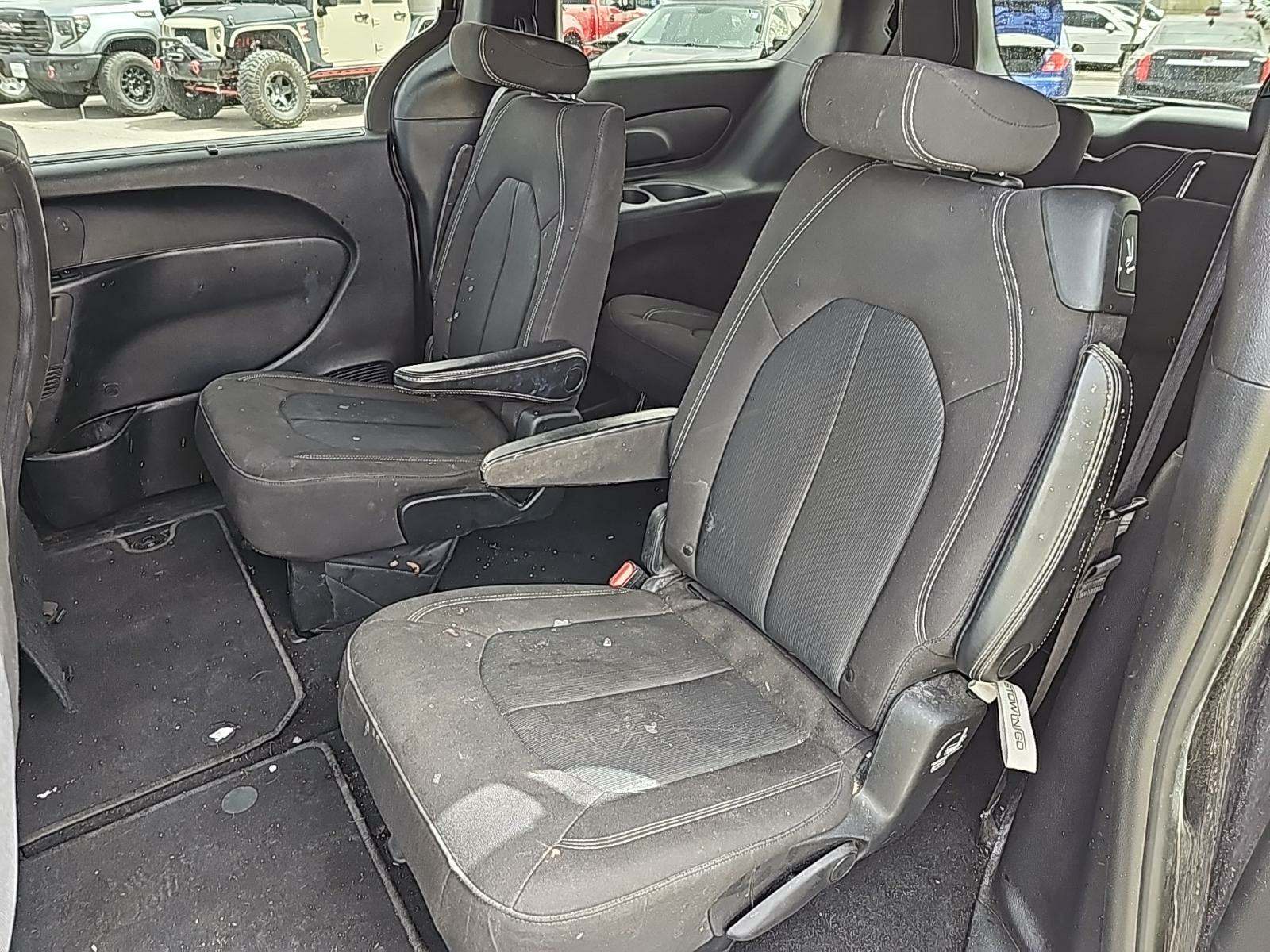 2020 Chrysler Pacifica Touring FWD