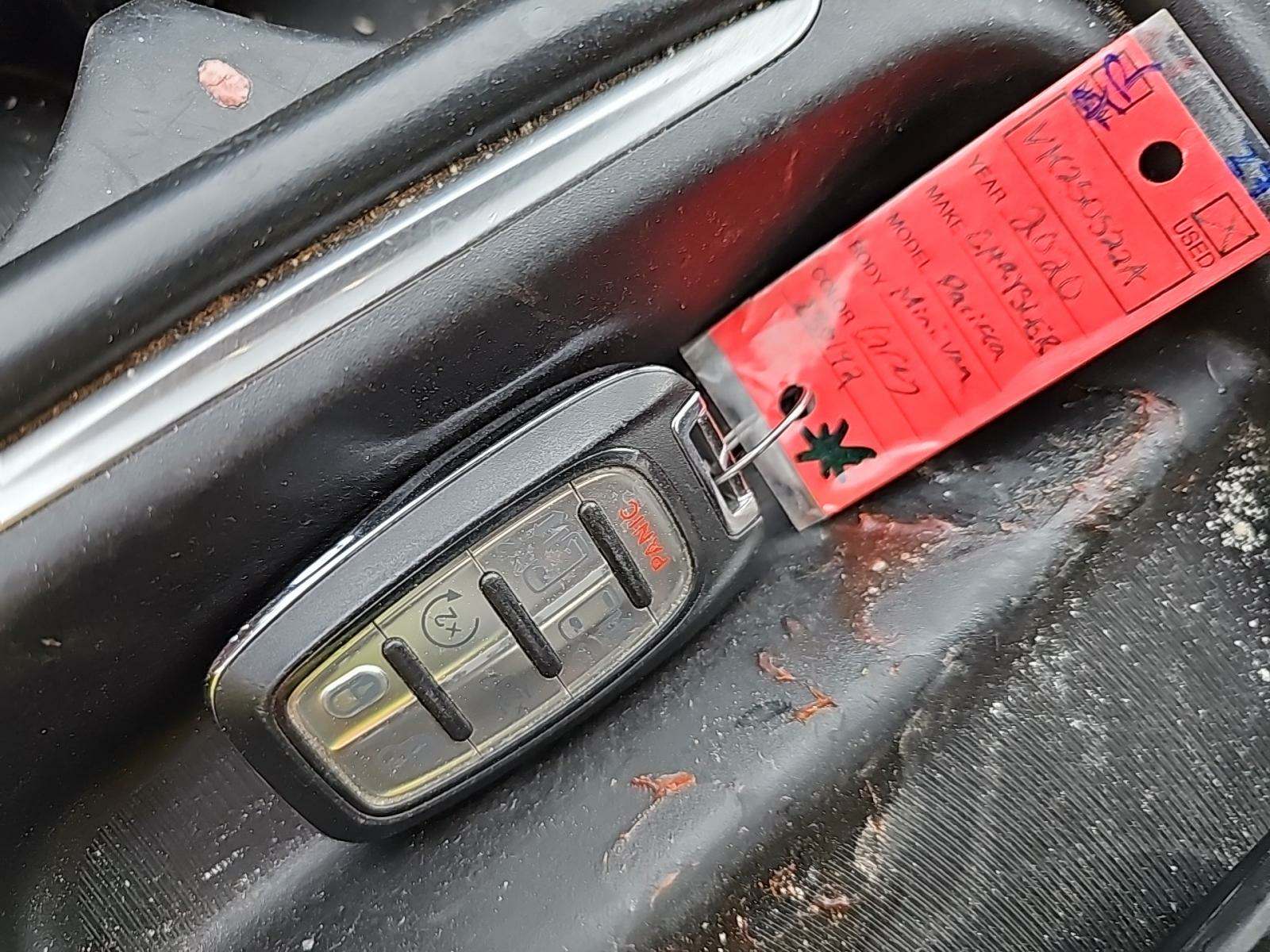 2020 Chrysler Pacifica Touring FWD