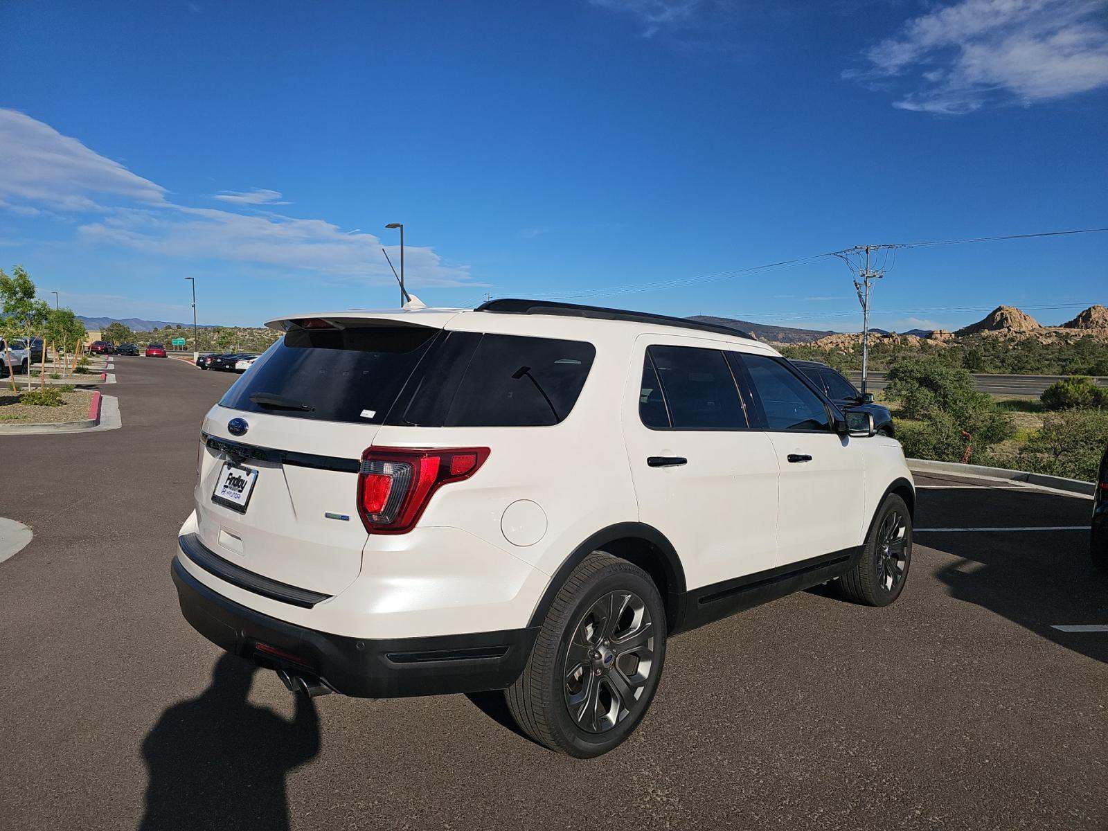 FORD EXPLORER - 3
