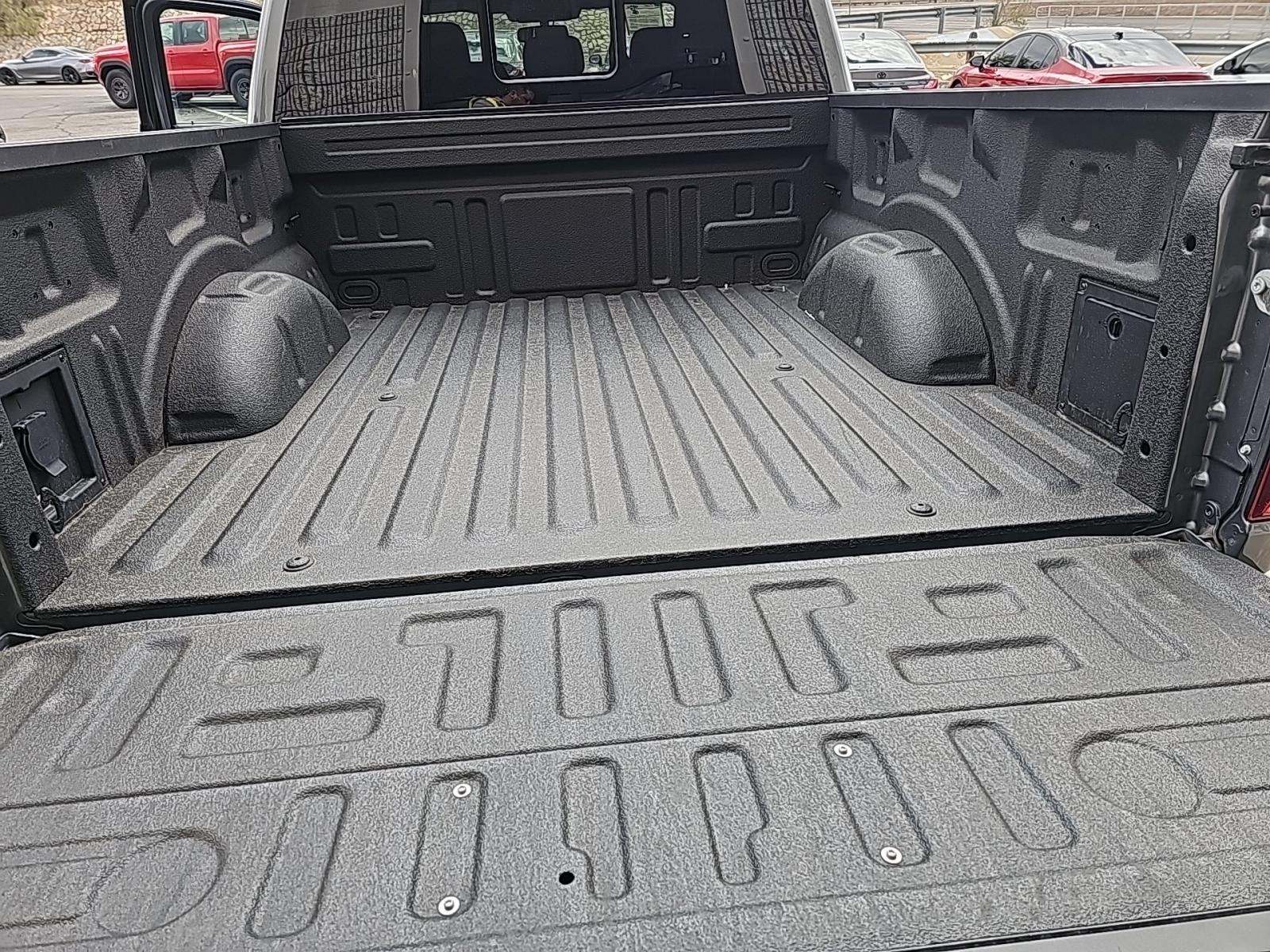 2024 Ford F-150 XLT RWD