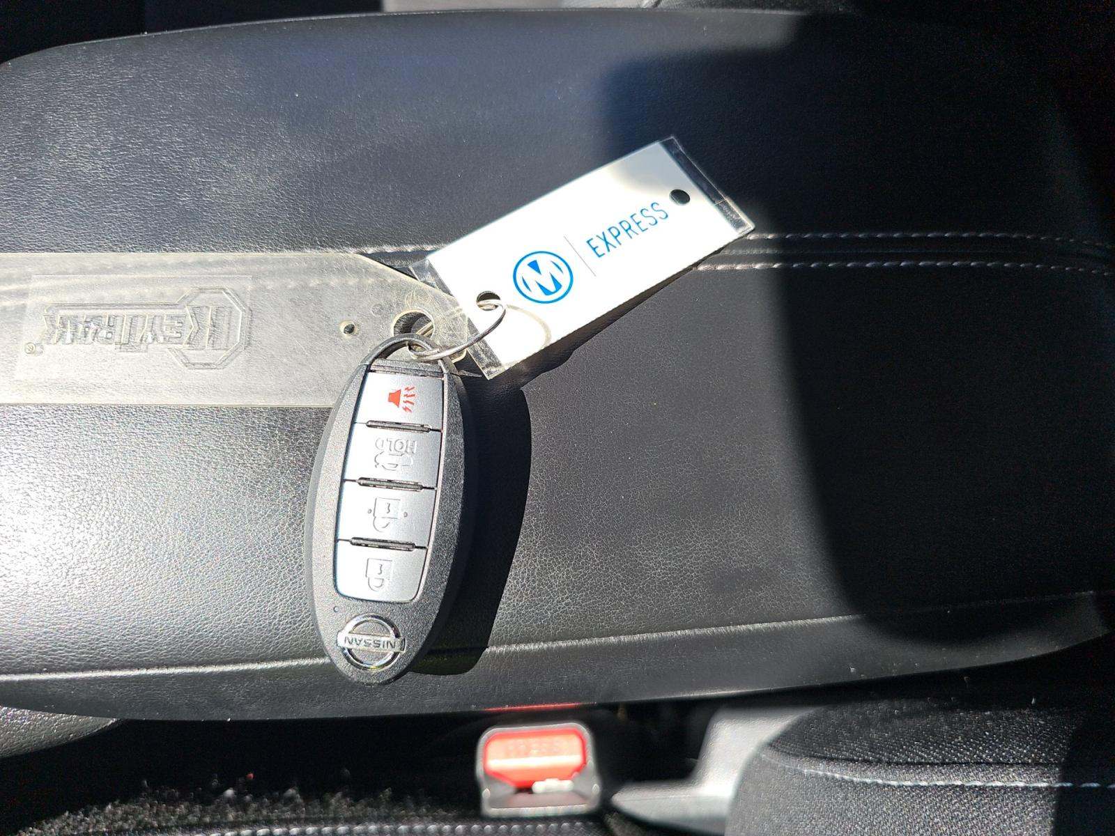 NISSAN SENTRA - 8