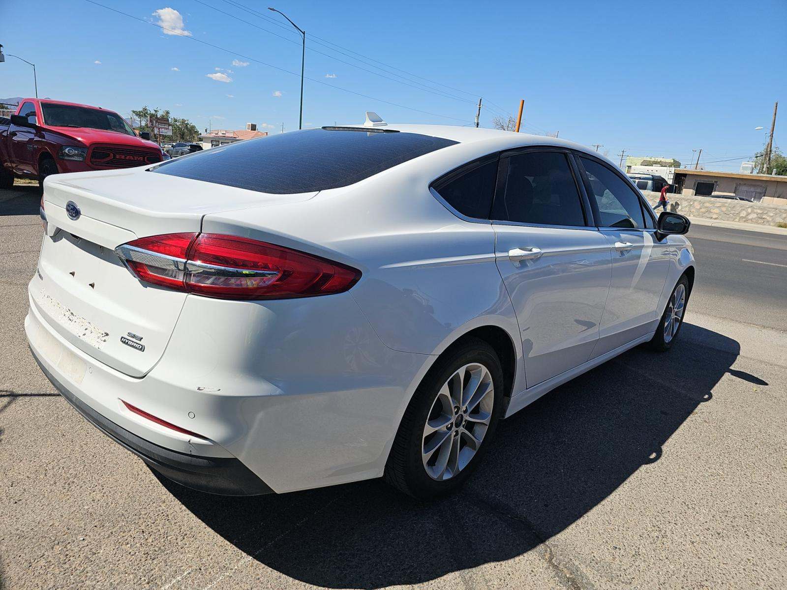 FORD FUSION - 3