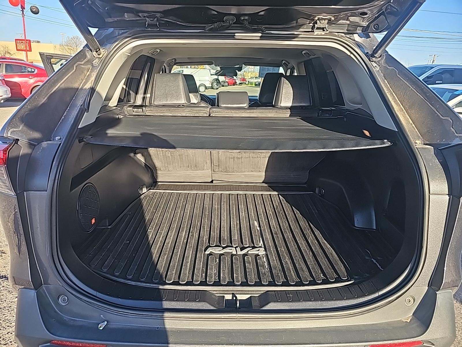 2021 Toyota RAV4 XLE Premium AWD