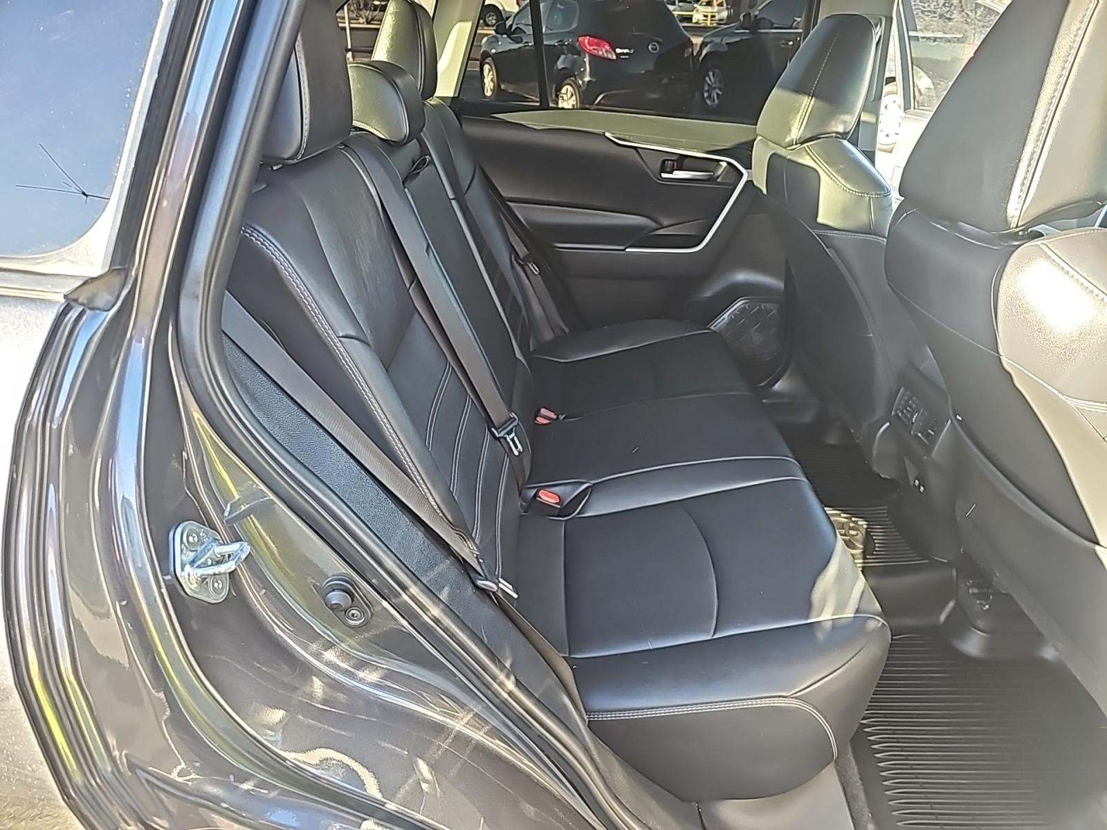 2021 Toyota RAV4 XLE Premium AWD