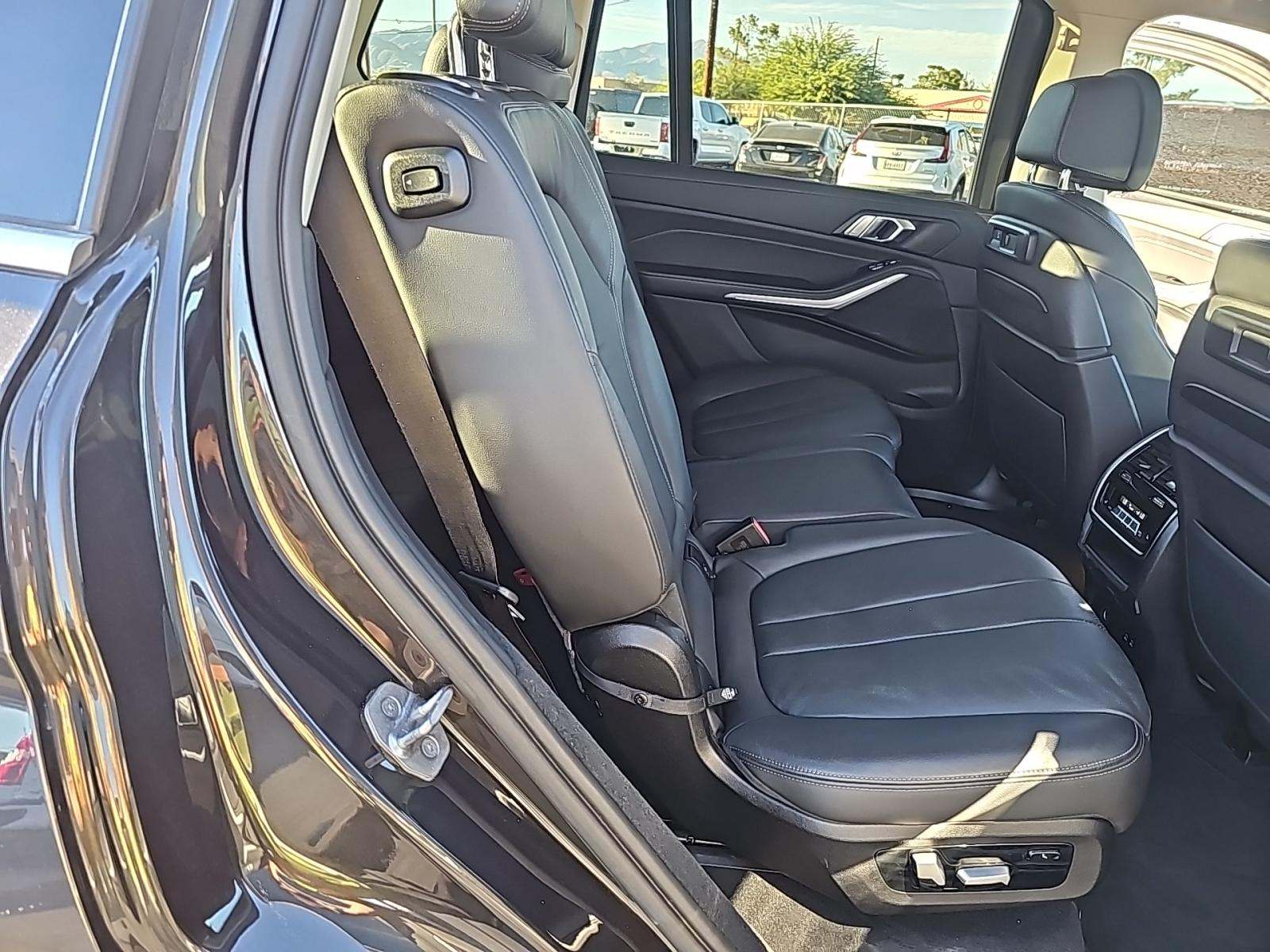 2022 BMW X7 xDrive40i AWD