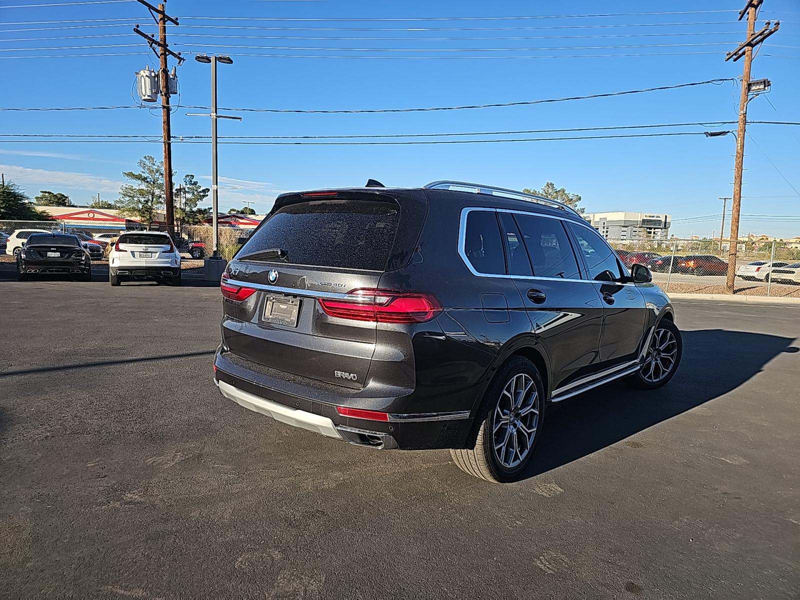 2022 BMW X7 xDrive40i AWD