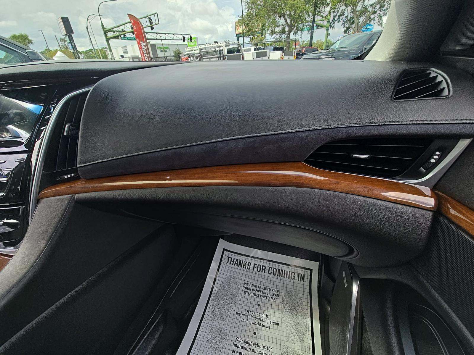 2019 Cadillac Escalade ESV Luxury AWD