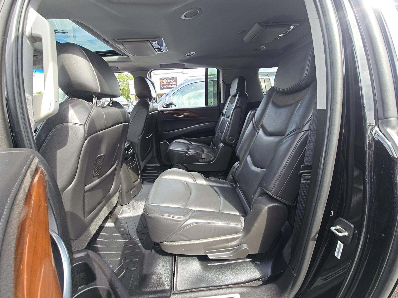 2019 Cadillac Escalade ESV Luxury AWD