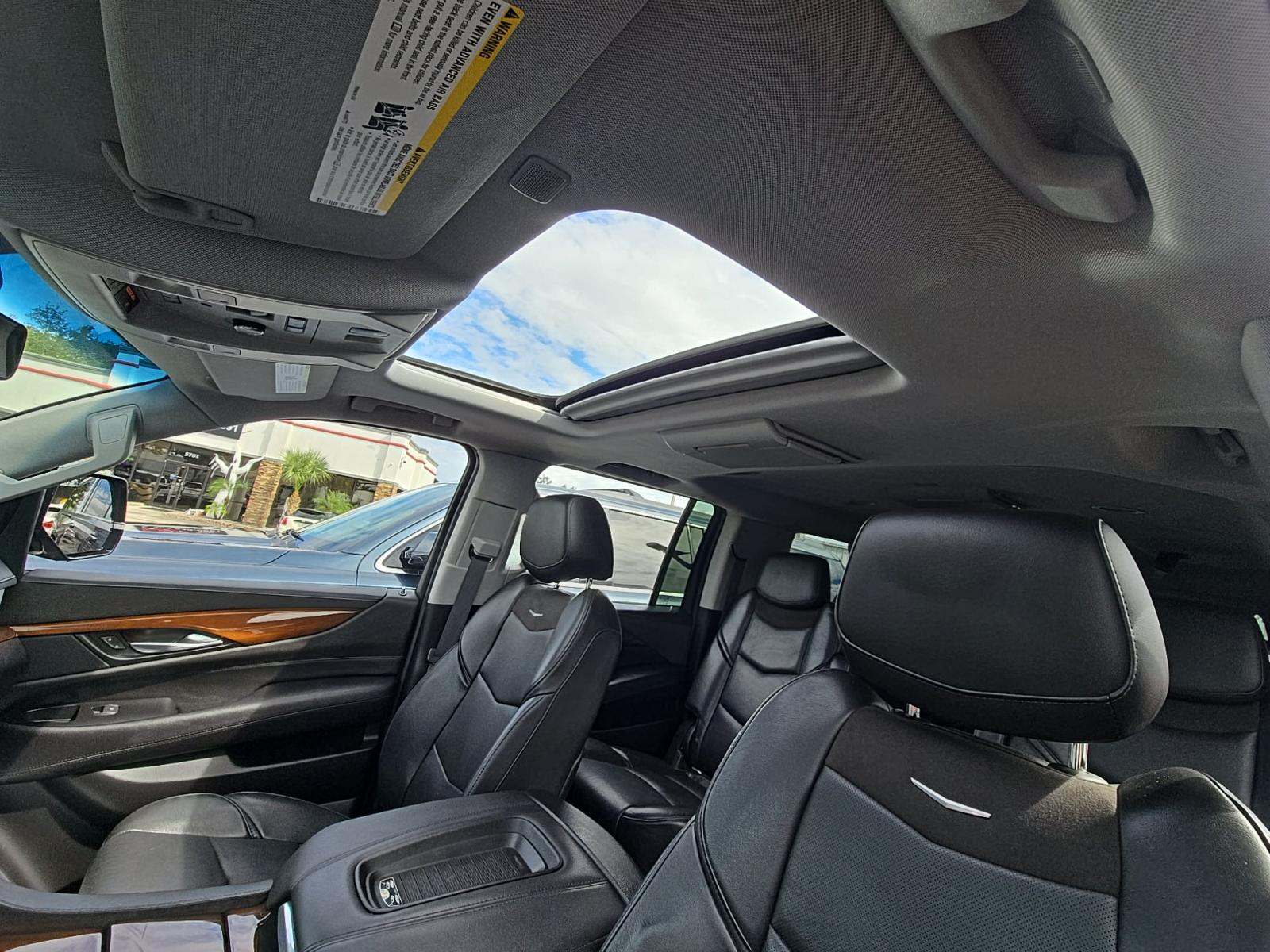 2019 Cadillac Escalade ESV Luxury AWD