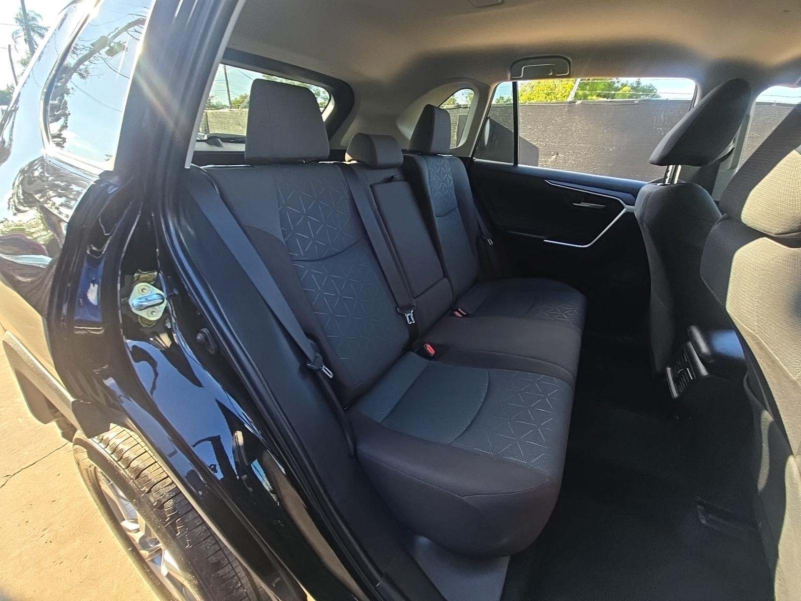 2025 Toyota RAV4 XLE AWD