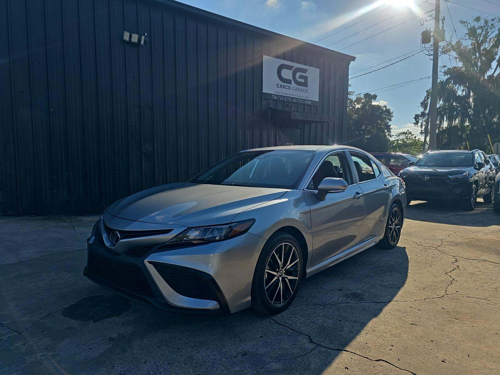 2024 Toyota Camry SE FWD