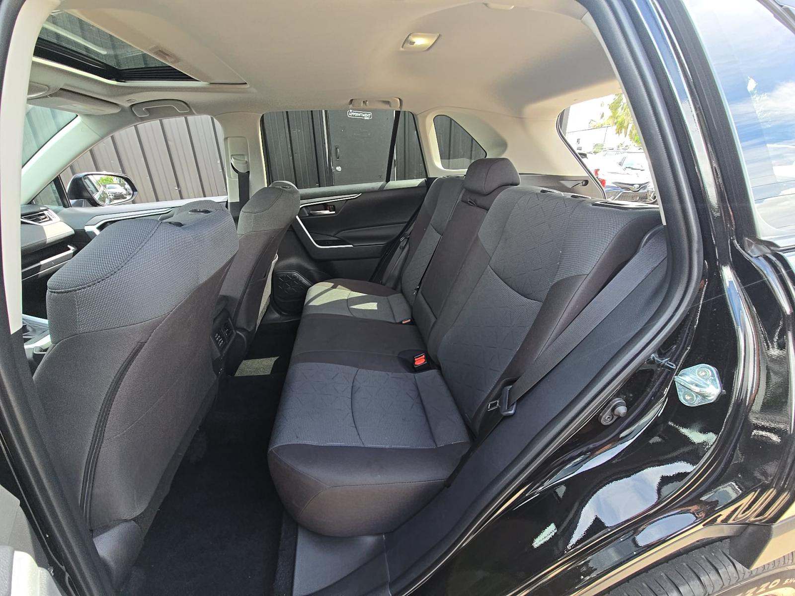 2025 Toyota RAV4 XLE AWD