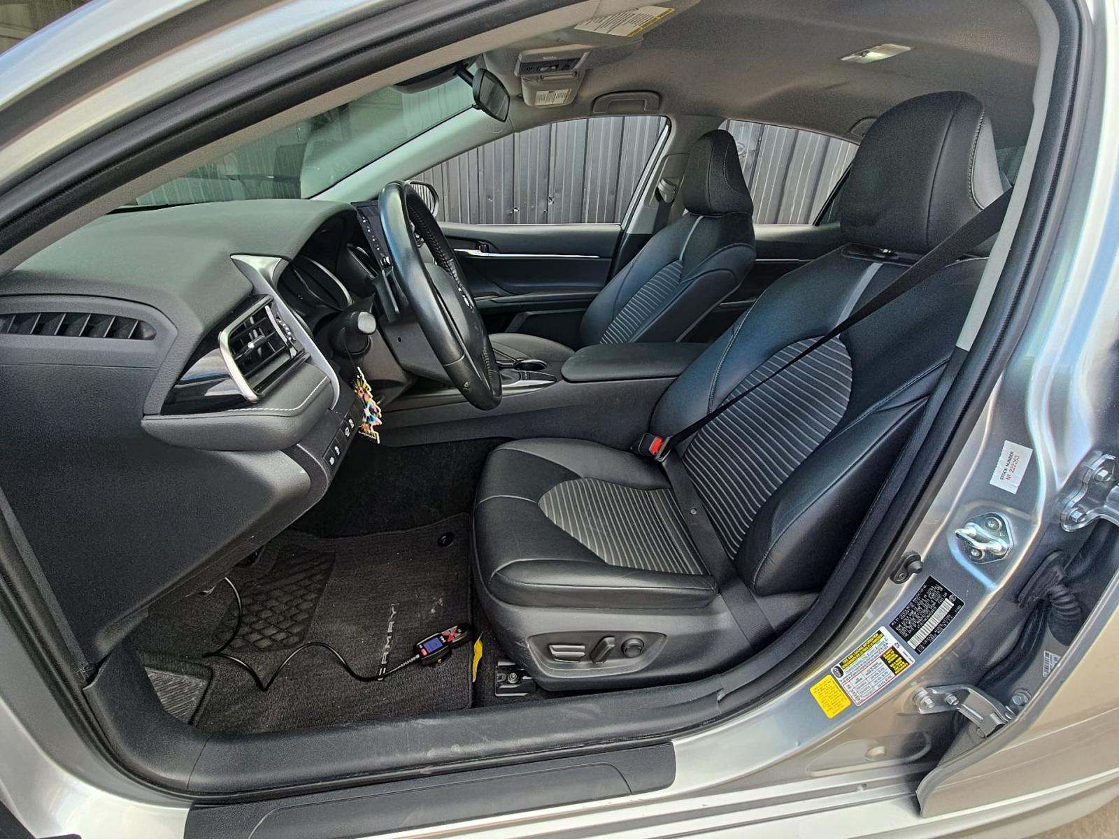 2022 Toyota Camry SE FWD