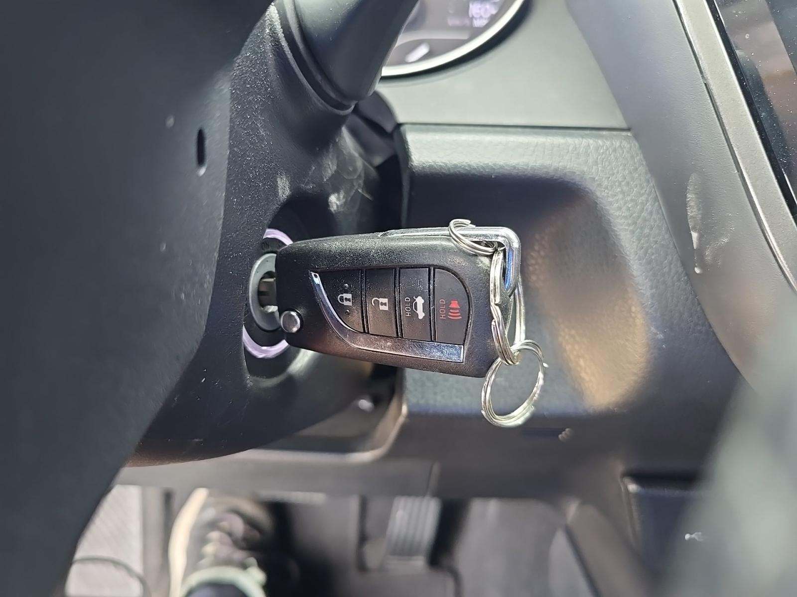 2022 Toyota Camry SE FWD