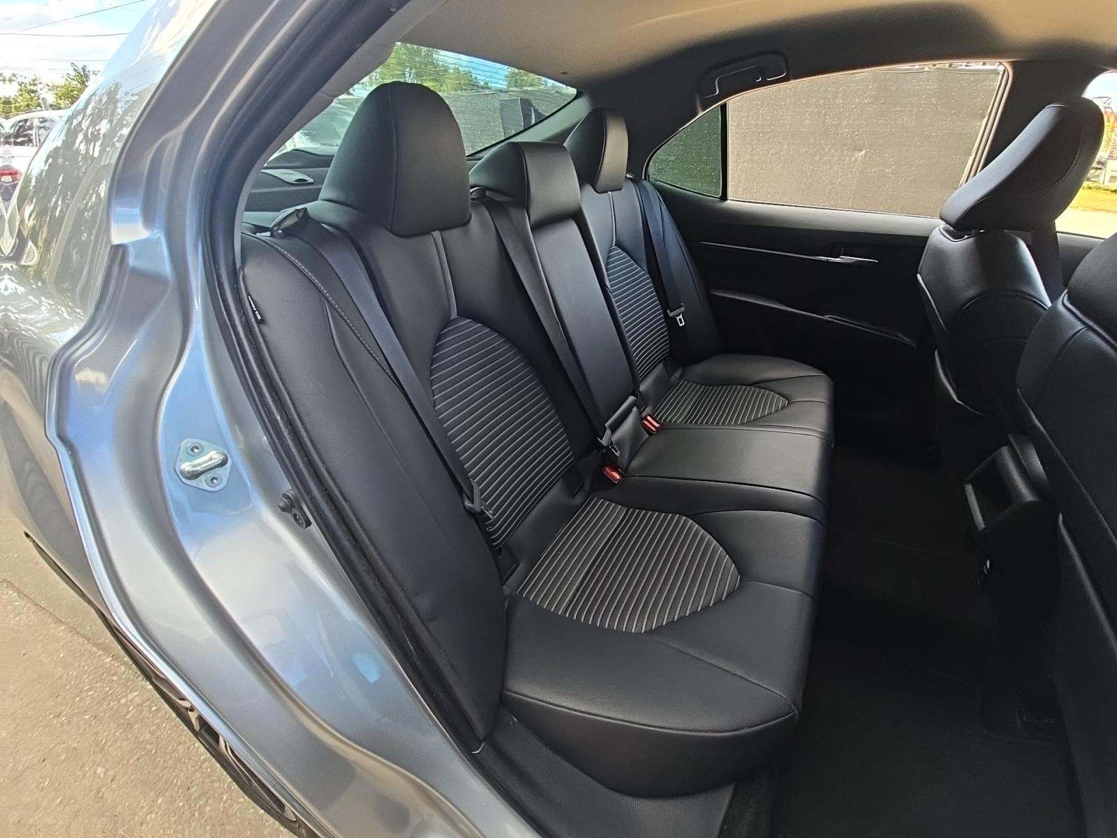 2022 Toyota Camry SE FWD