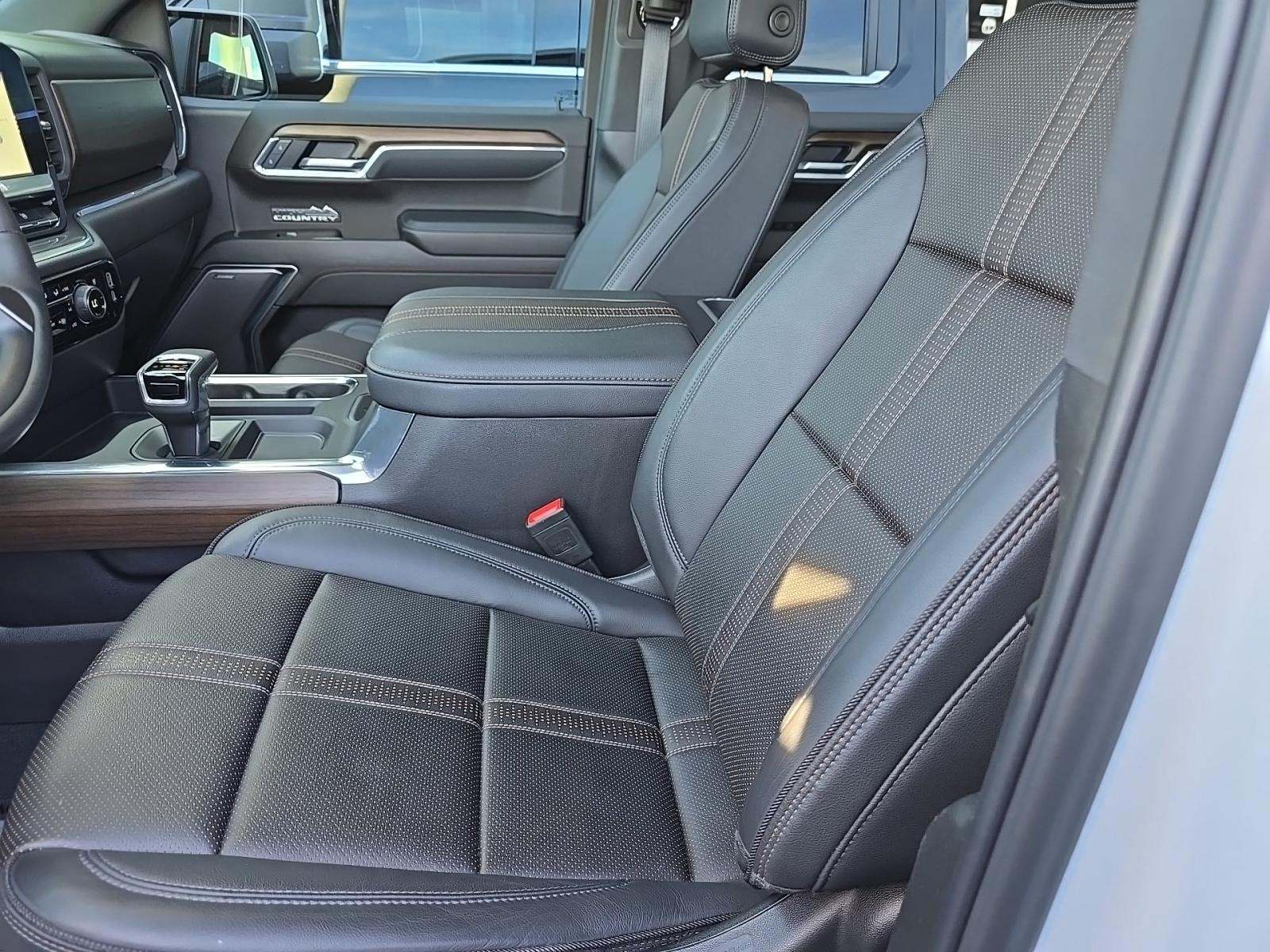 2025 Chevrolet Silverado 1500 High Country AWD