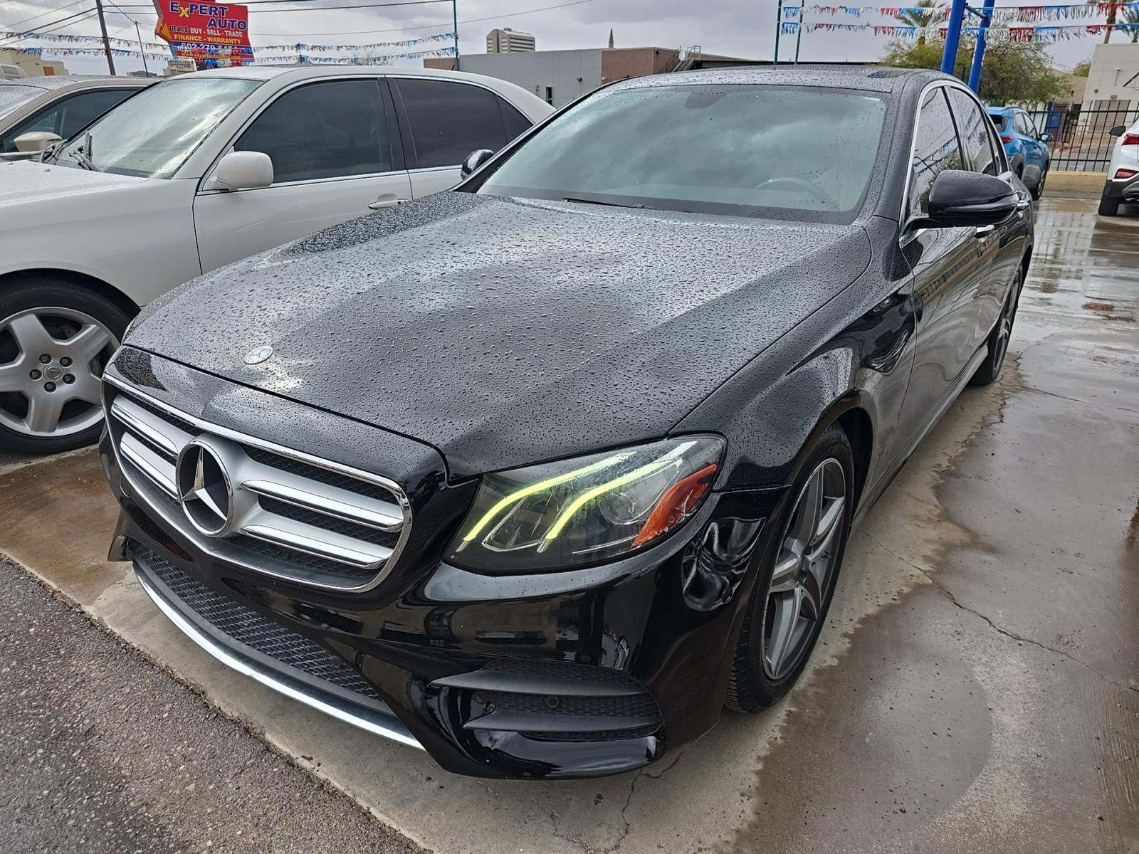 MERCEDES-BENZ E-CLASS - 1