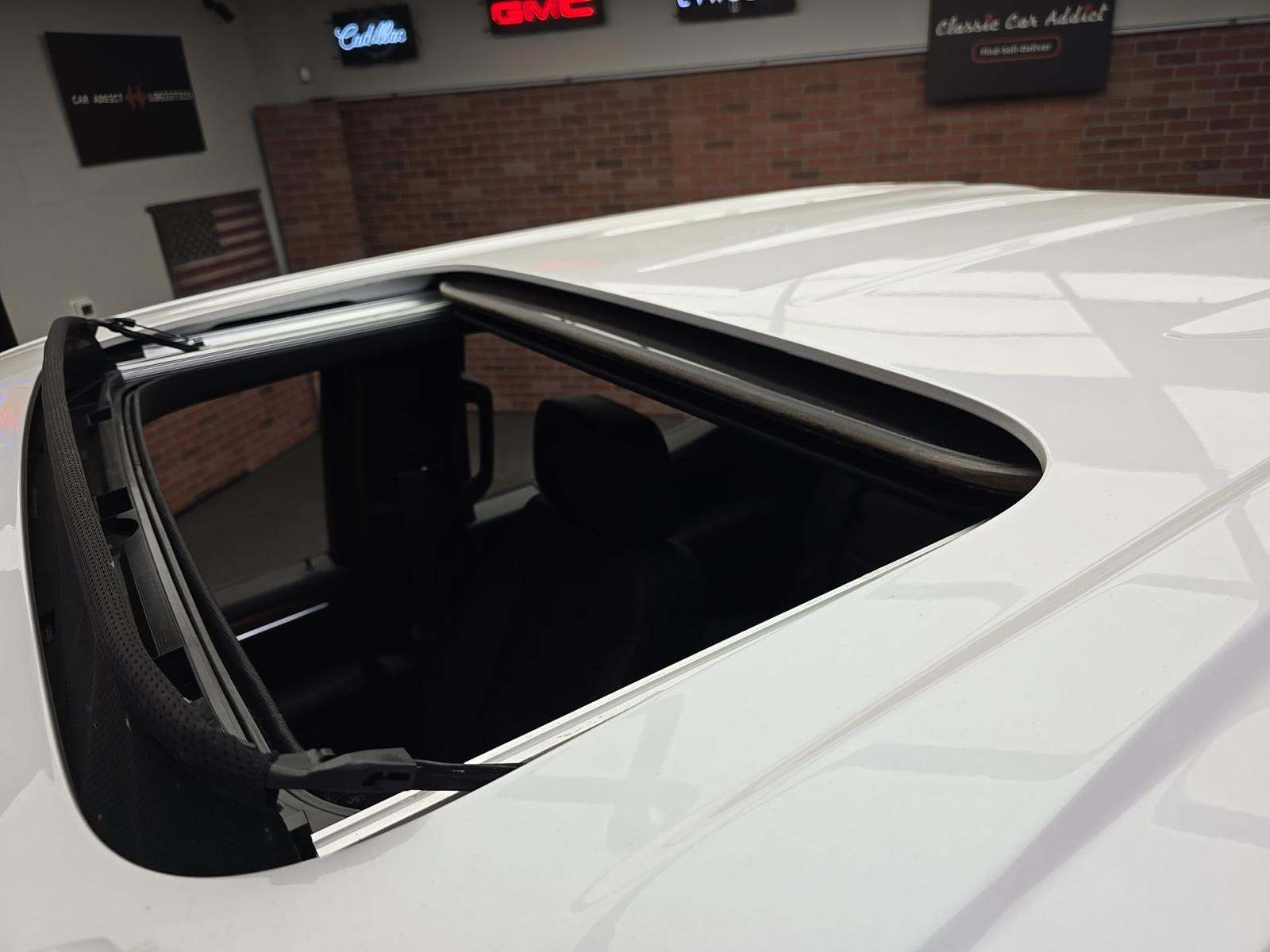 2023 Chevrolet Silverado 1500 High Country AWD