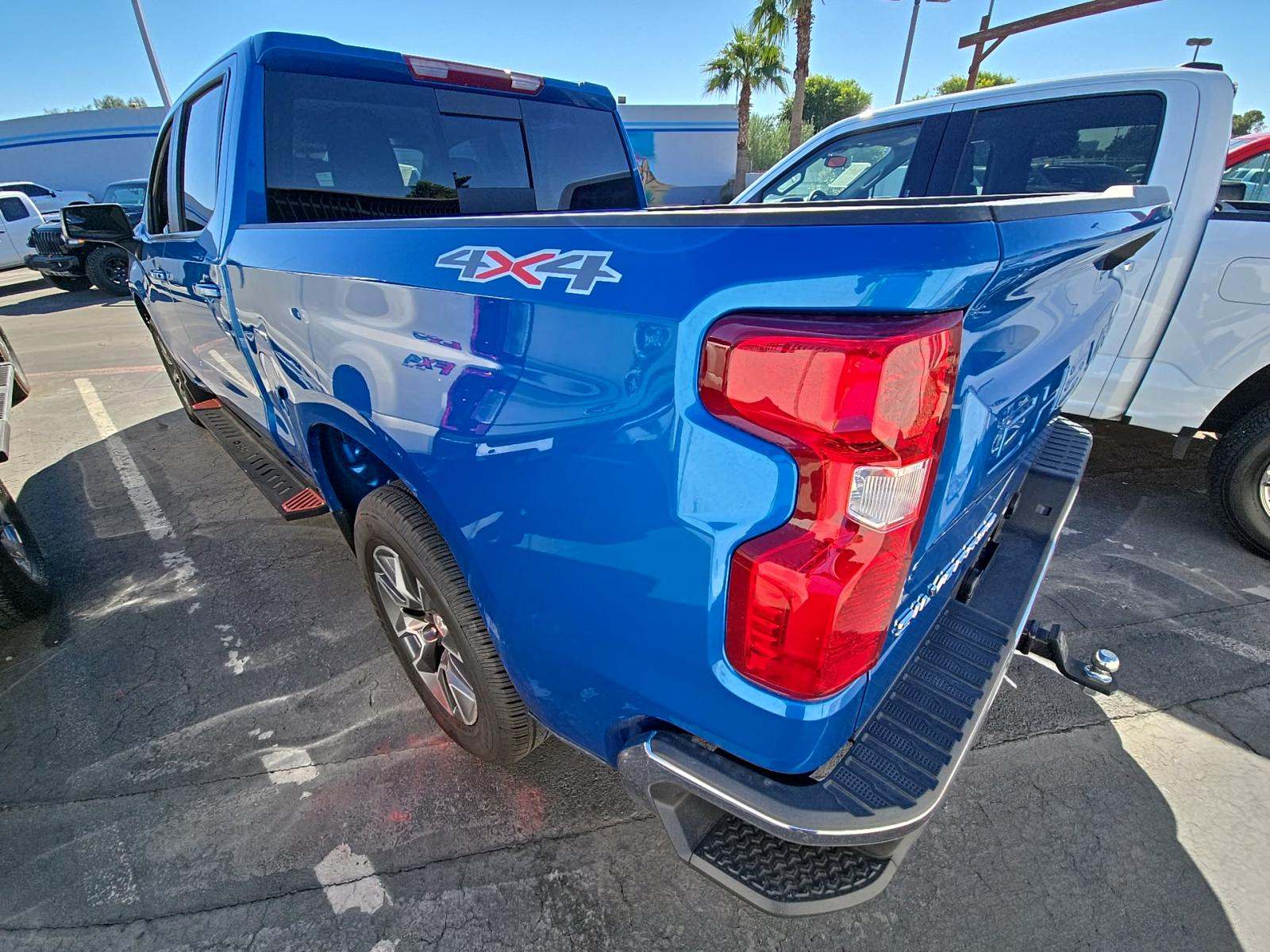 2024 Chevrolet Silverado 1500 LT AWD
