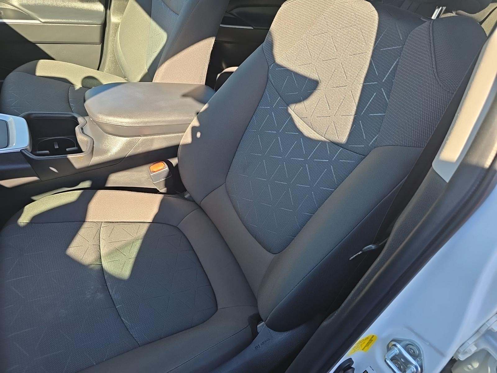 2023 Toyota RAV4 XLE FWD