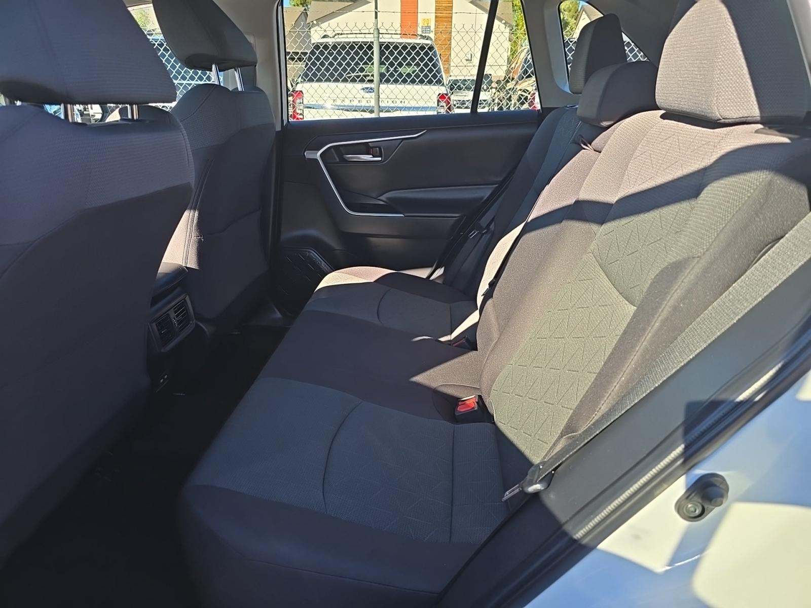 2023 Toyota RAV4 XLE FWD