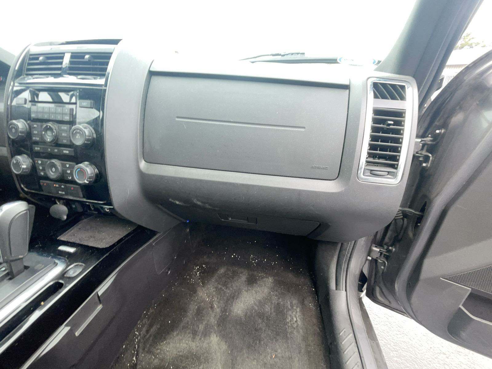 2011 Ford Escape Limited FWD