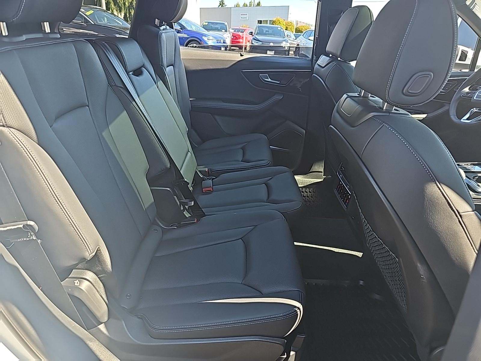 2025 Audi Q7 Premium Plus AWD