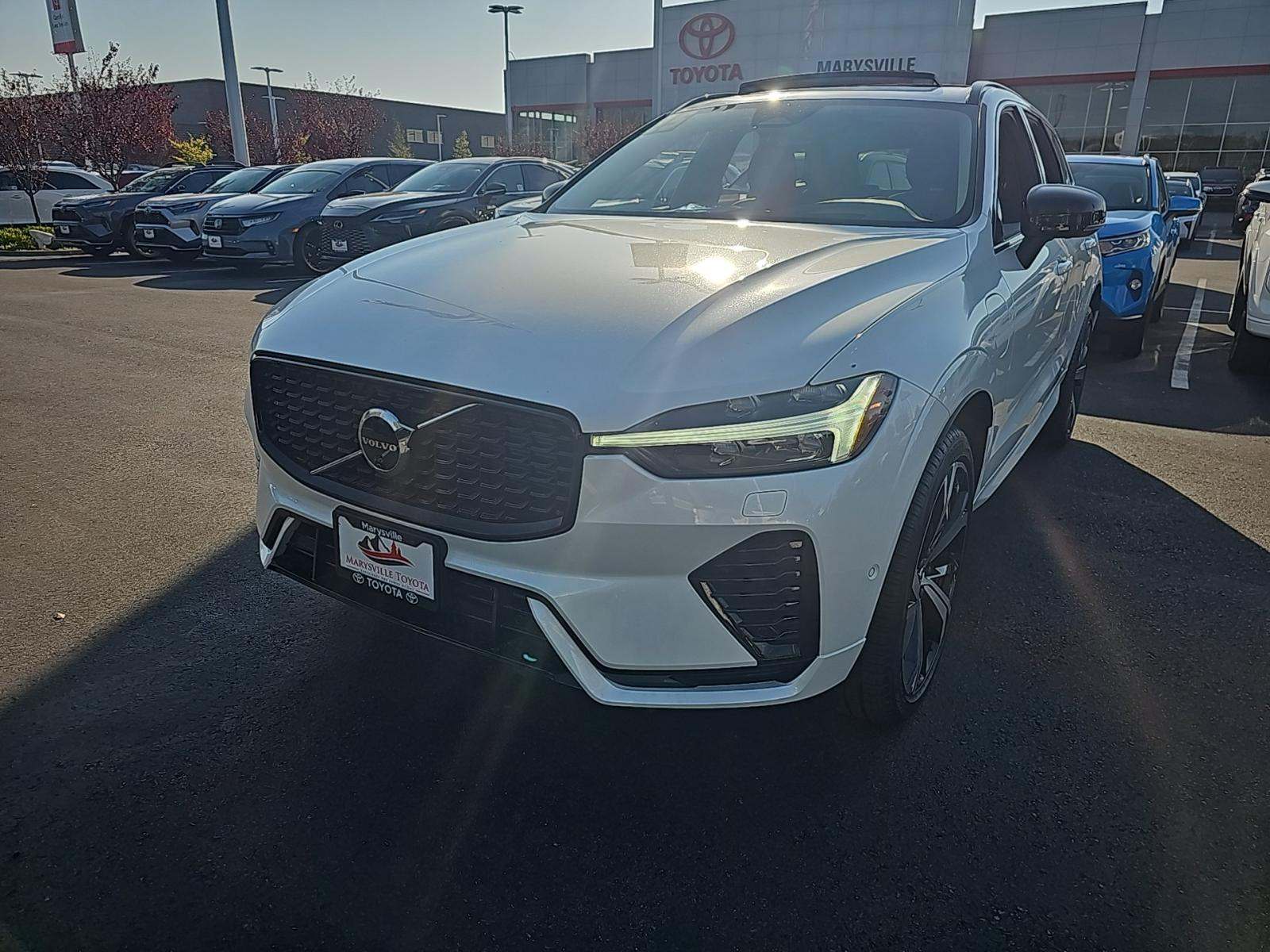 2025 Volvo XC60 Plug-In Hybrid T8 Ultra AWD