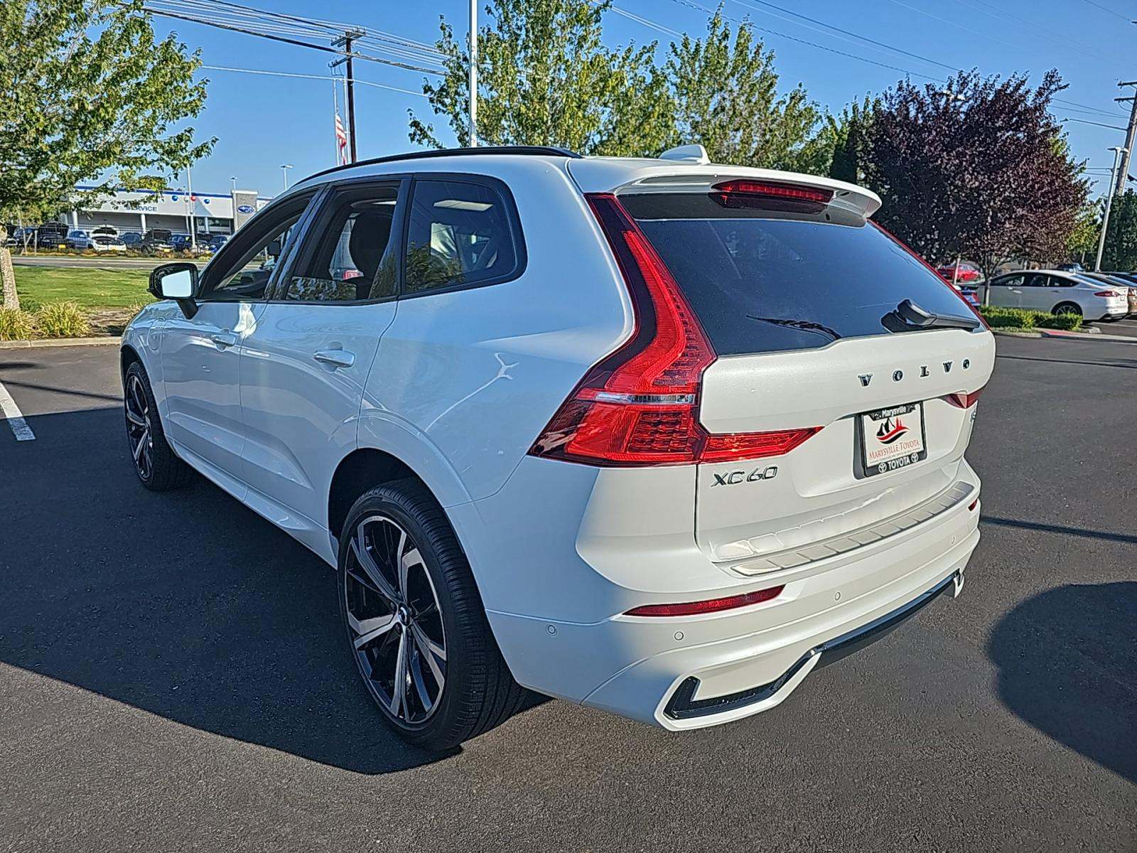 2025 Volvo XC60 Plug-In Hybrid T8 Ultra AWD