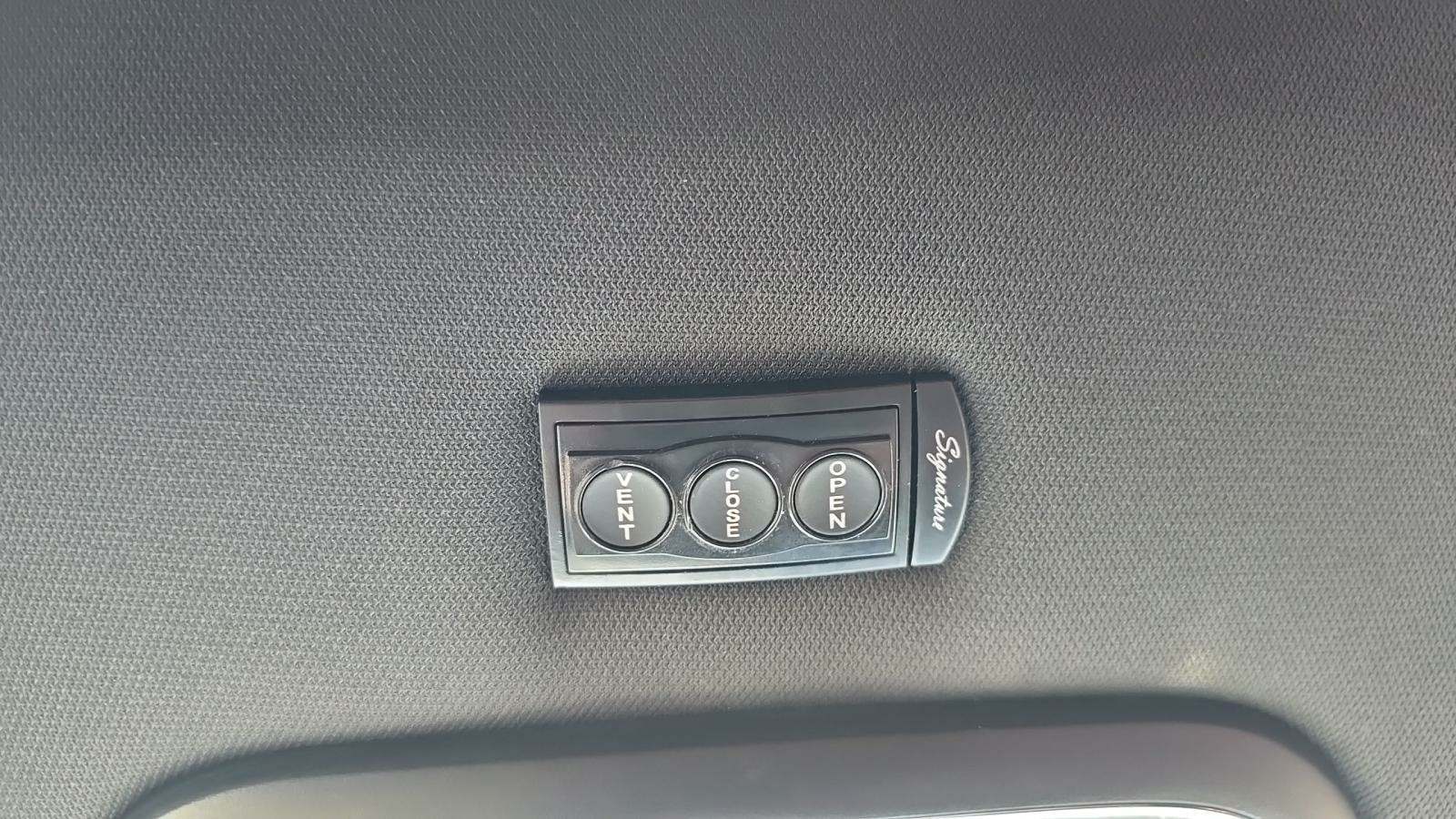 2014 Chrysler 300 SRT8 RWD