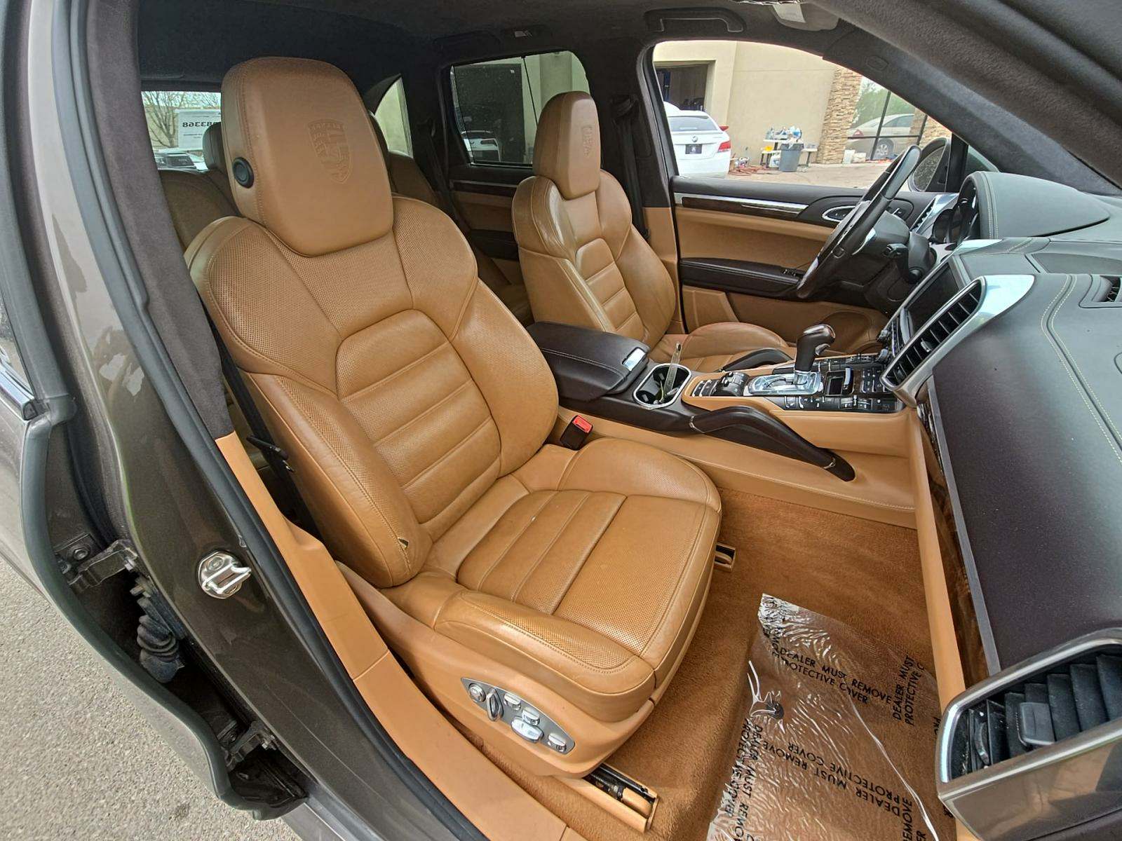 2012 Porsche Cayenne Turbo AWD