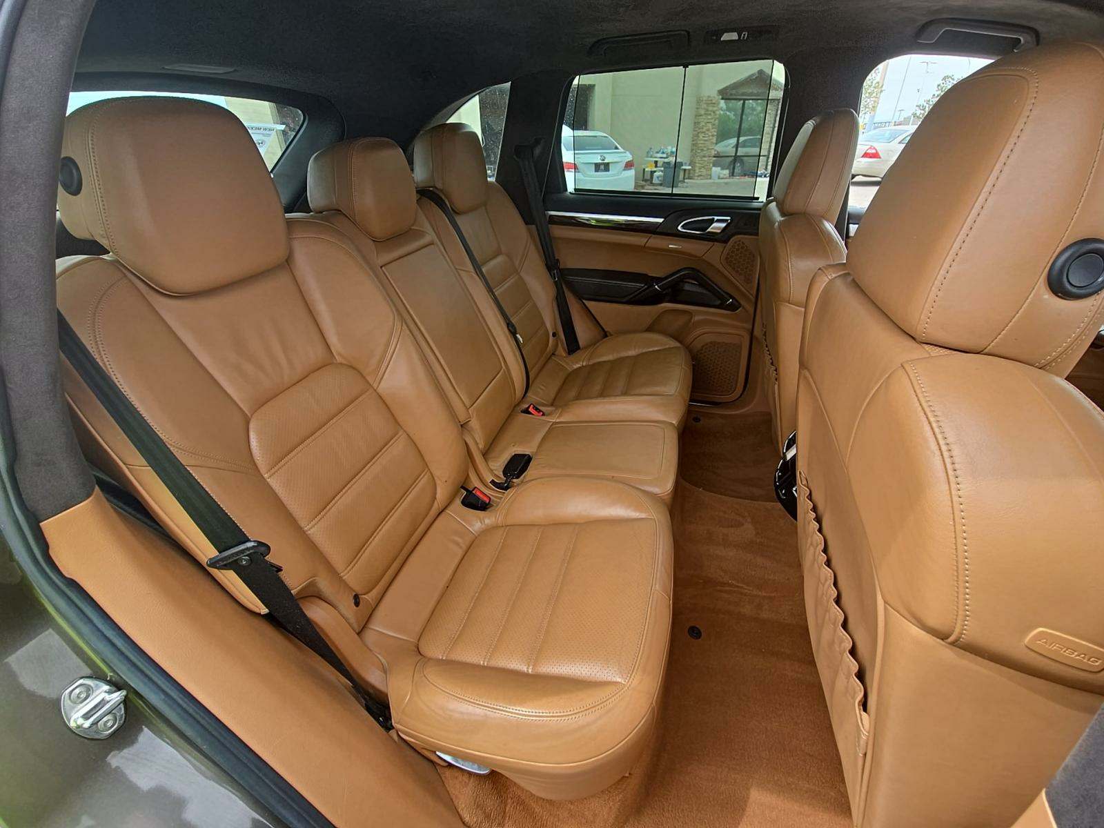 2012 Porsche Cayenne Turbo AWD