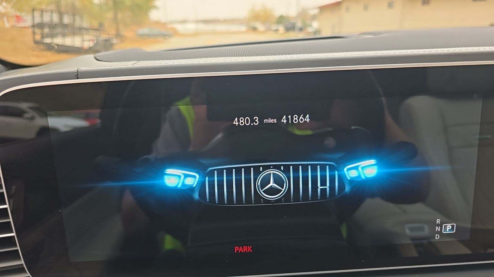 Mercedes-Benz AMG GLE 63 S 4MATIC снимка Mercedes-Benz AMG GLE 63 S 4MATIC