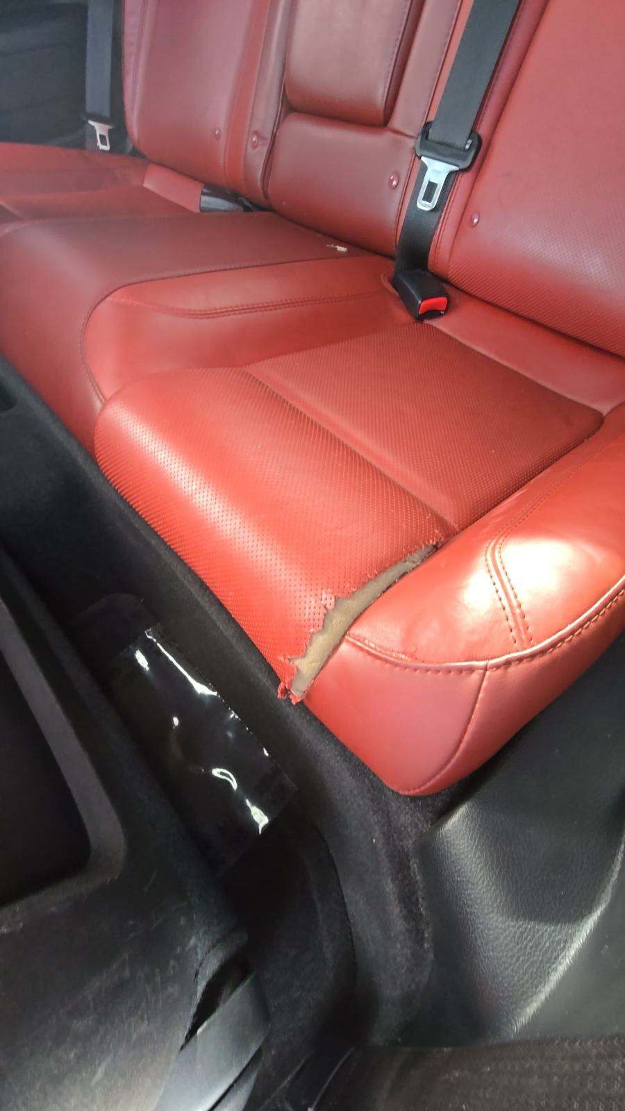 2015 Dodge Challenger SXT Plus RWD