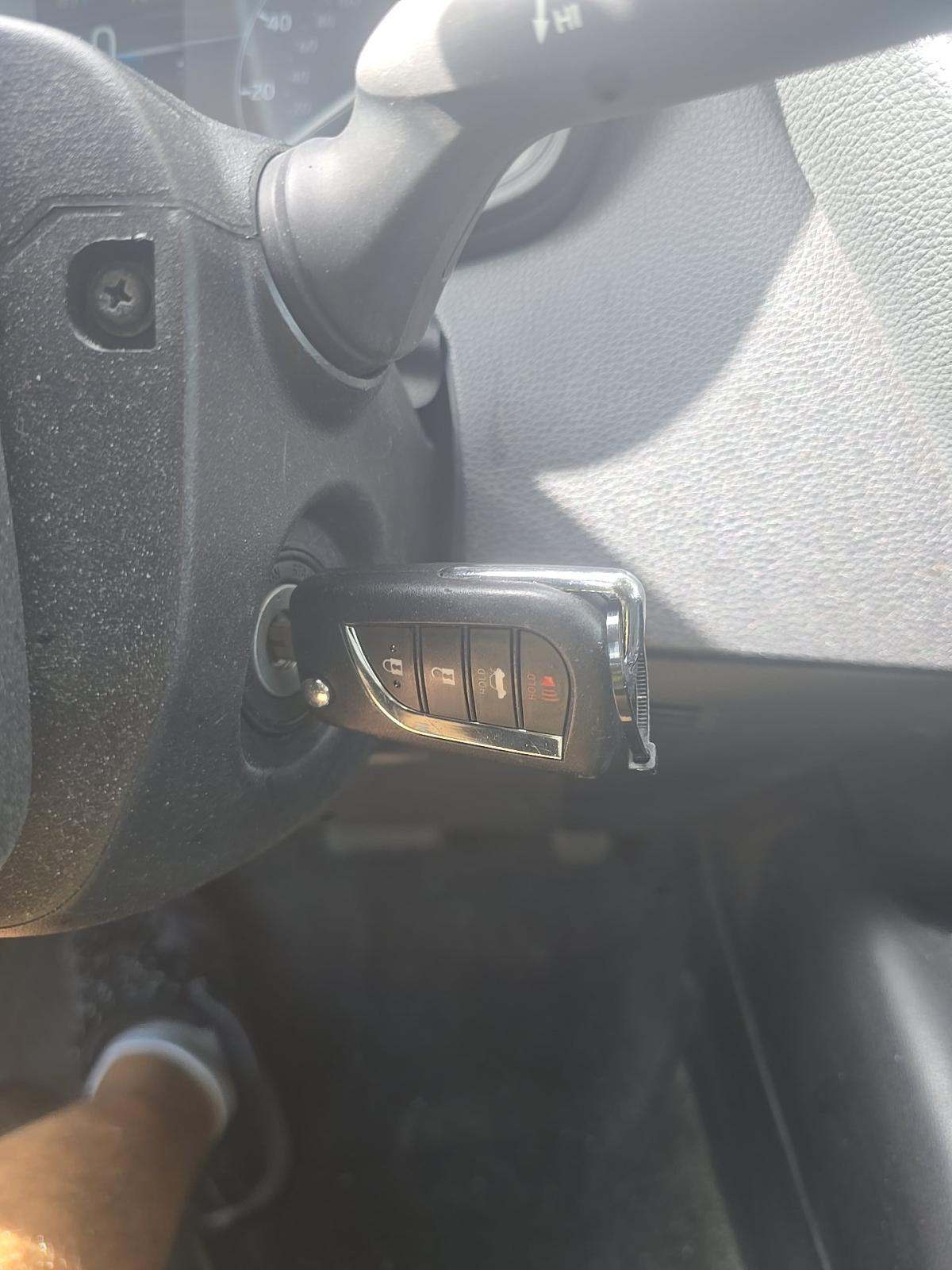TOYOTA COROLLA - 4