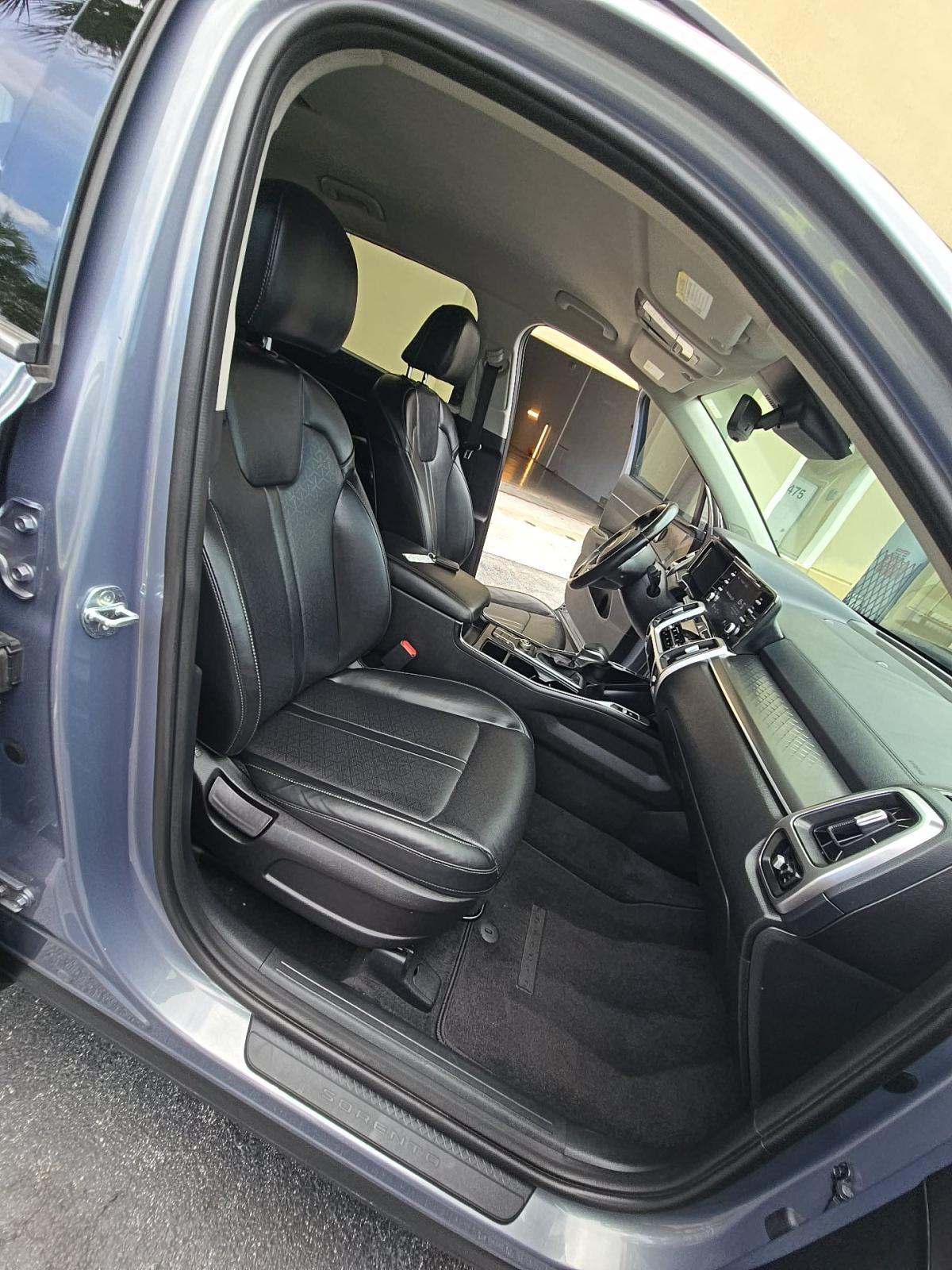 2021 Kia Sorento S FWD
