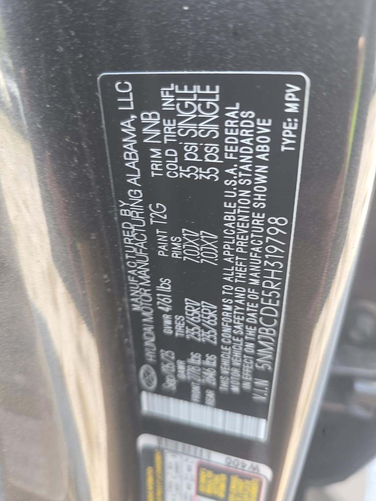 HYUNDAI TUCSON - 1
