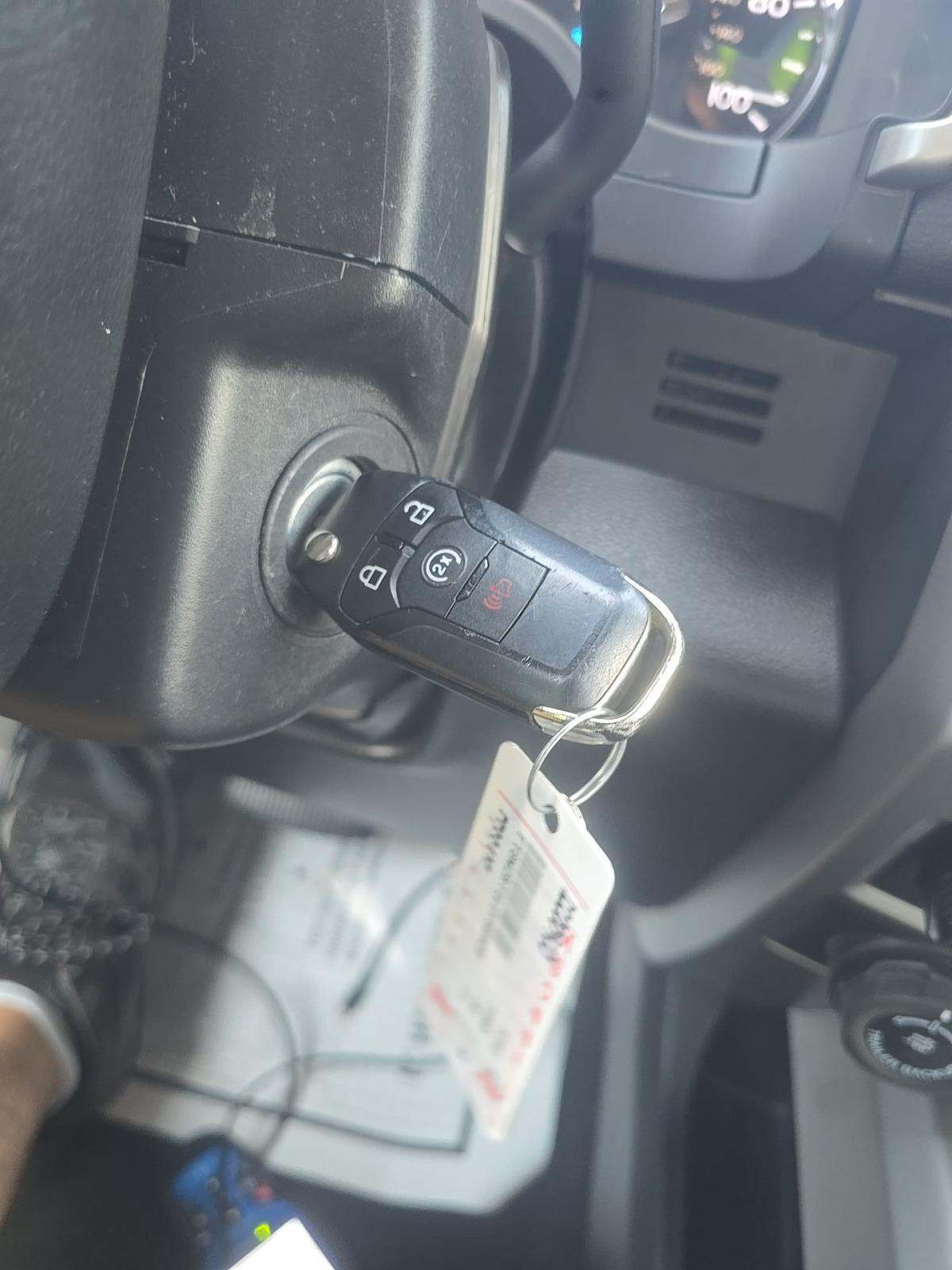 FORD F-250 - 8