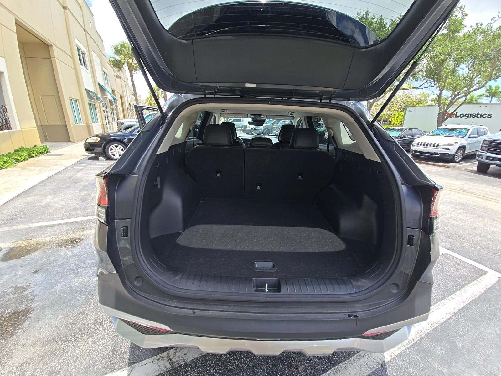 2024 Kia Sportage EX FWD