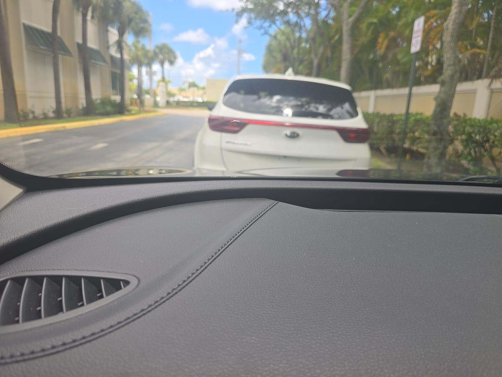 2024 Kia Sportage EX FWD
